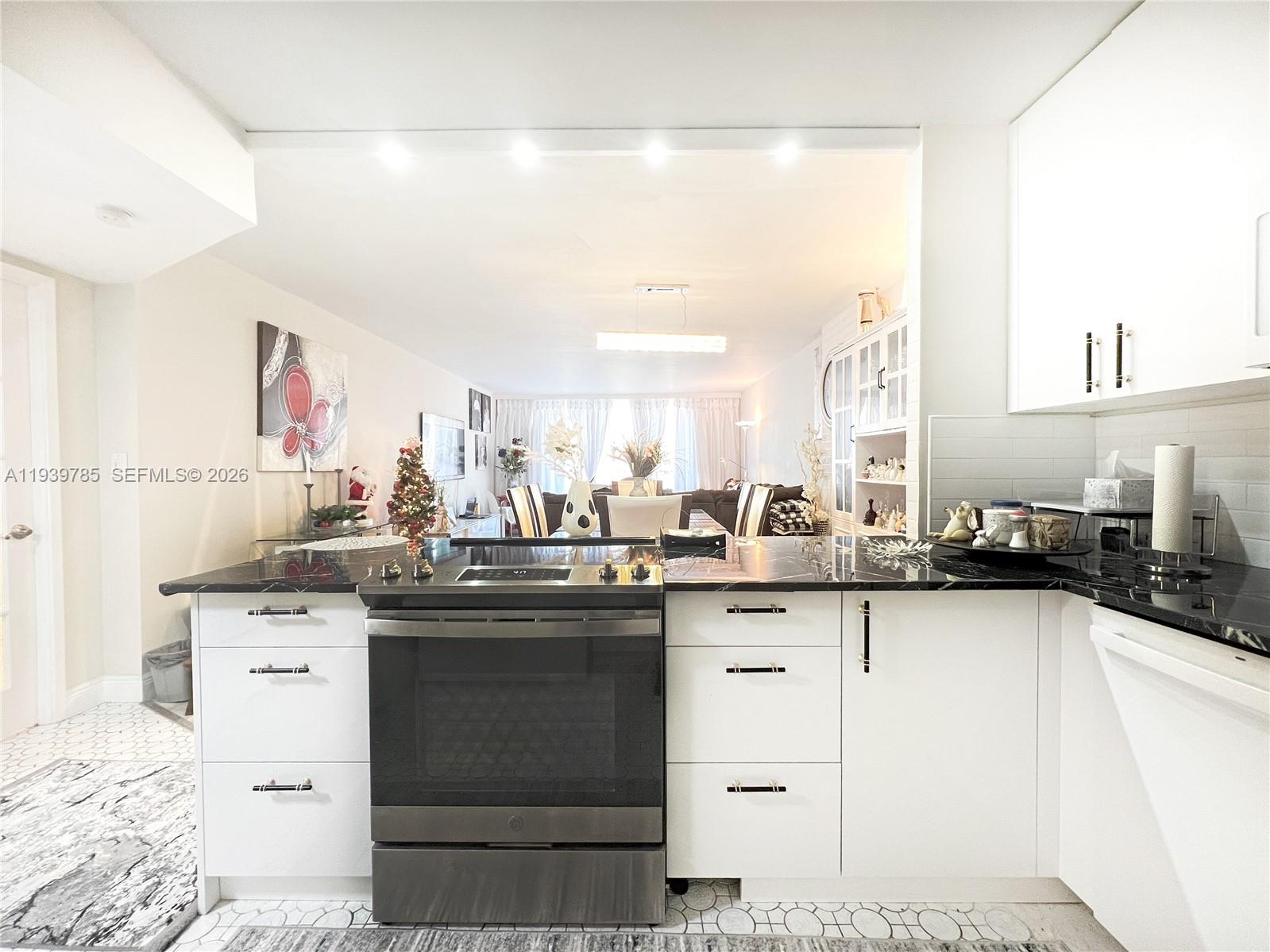 Admirals Port Condo-East