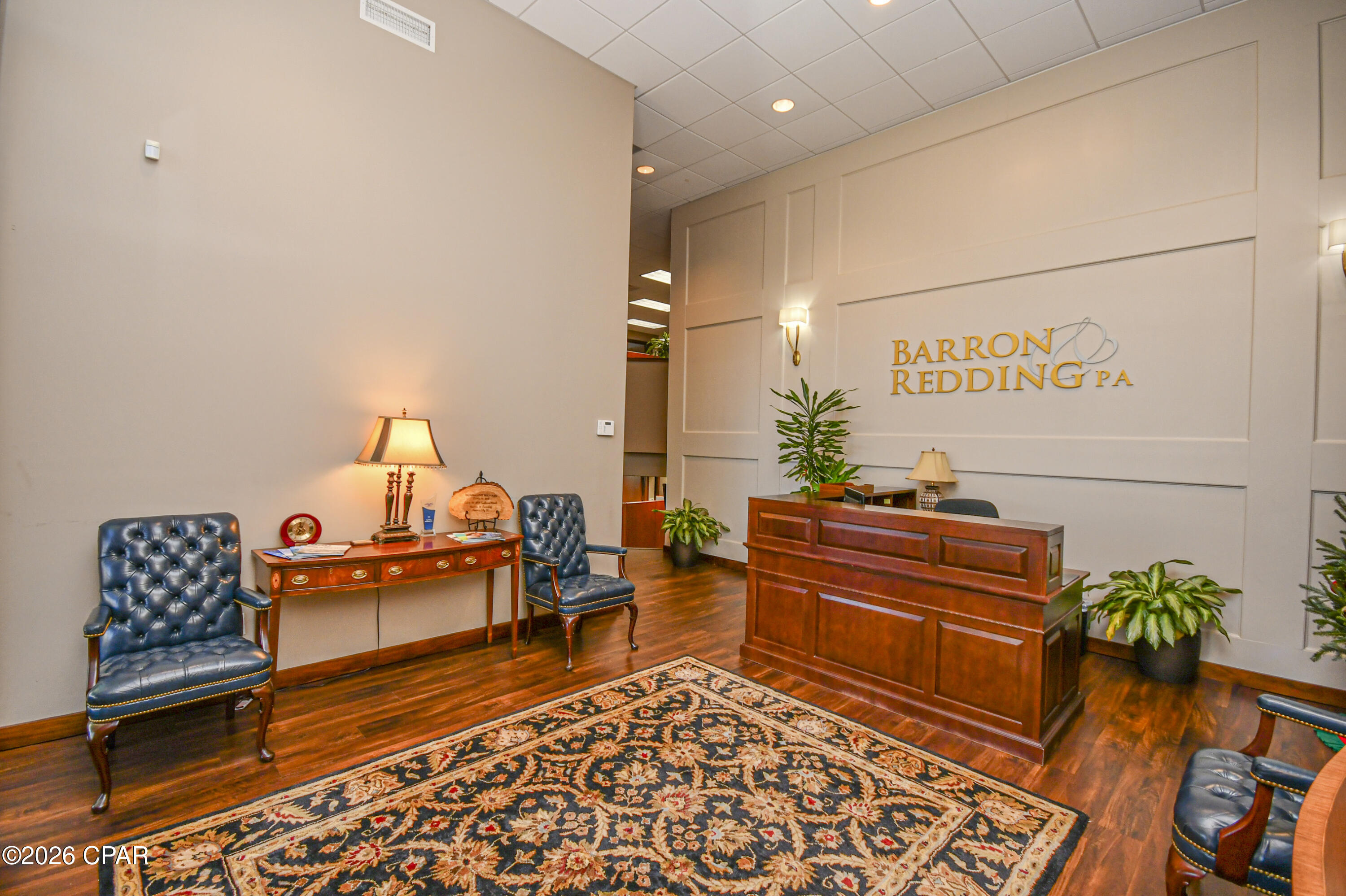 Image 26 For 220 Mckenzie Avenue