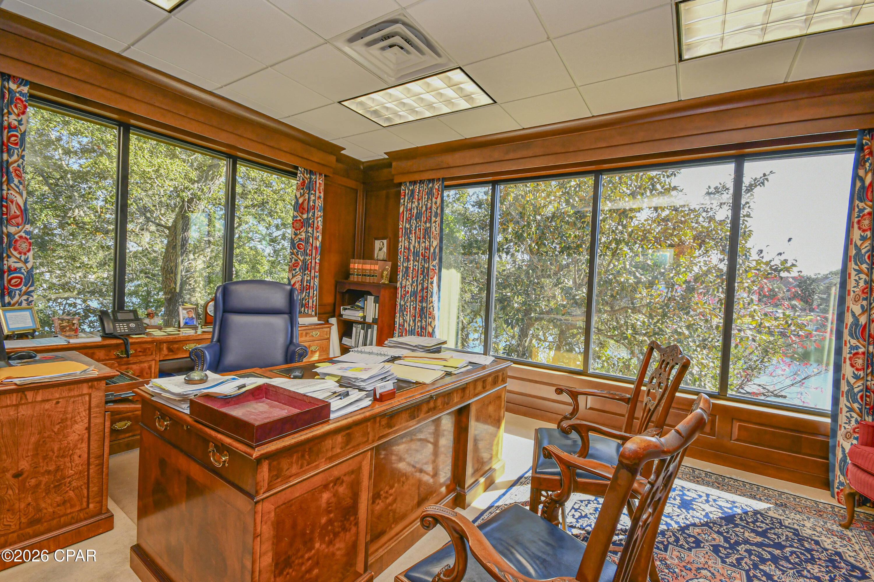 Image 34 For 220 Mckenzie Avenue