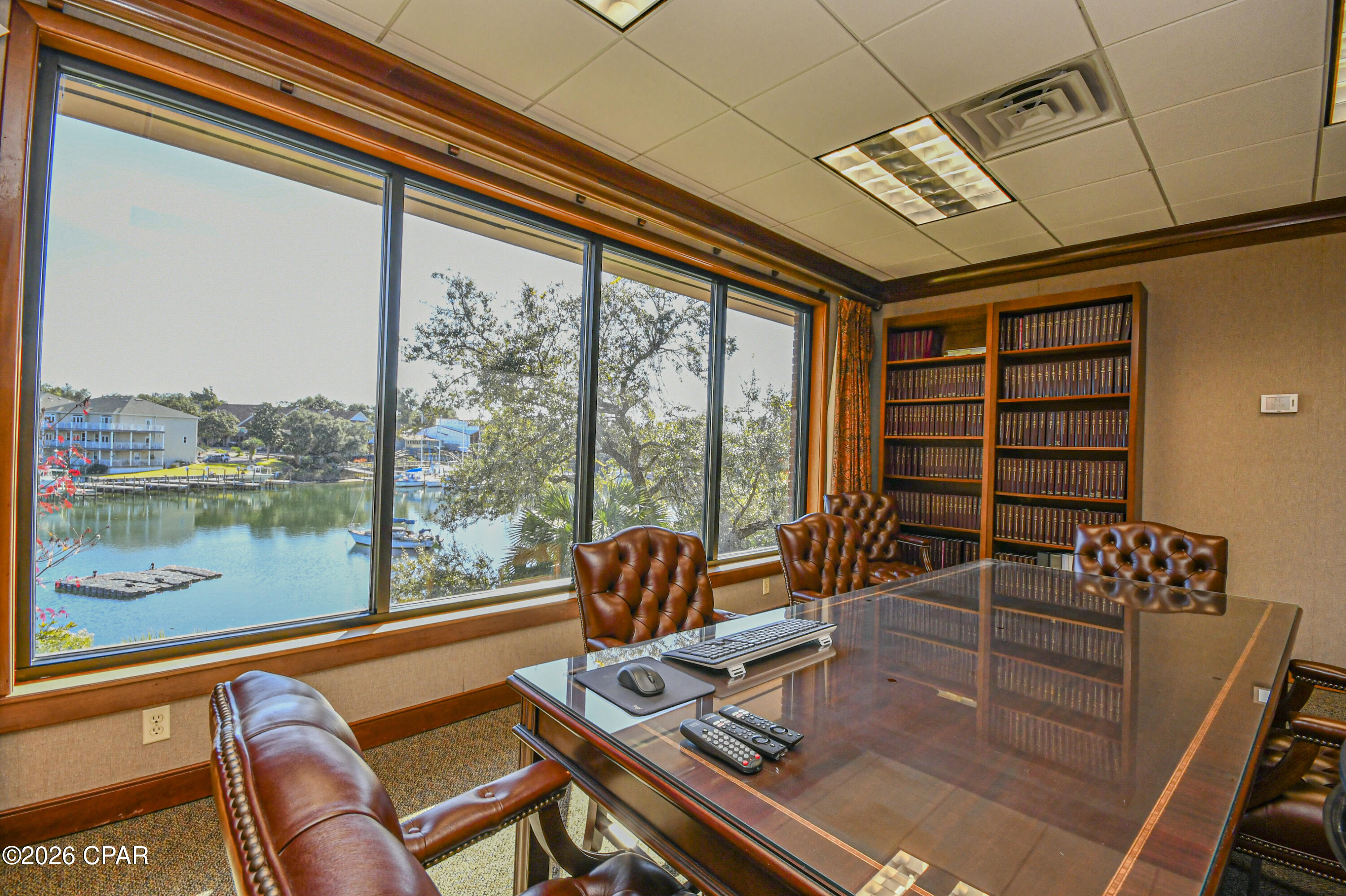 Image 36 For 220 Mckenzie Avenue