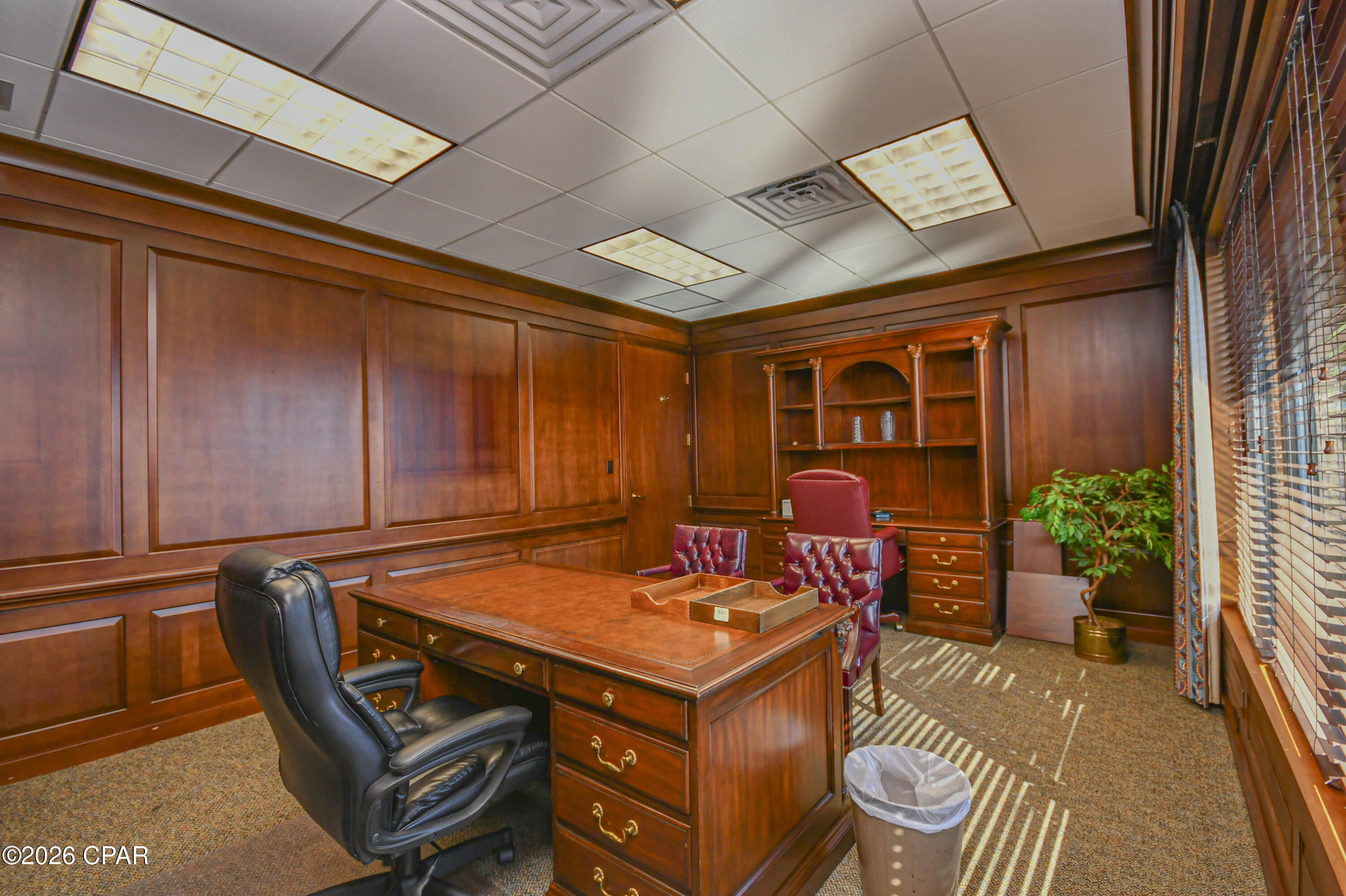 Image 39 For 220 Mckenzie Avenue