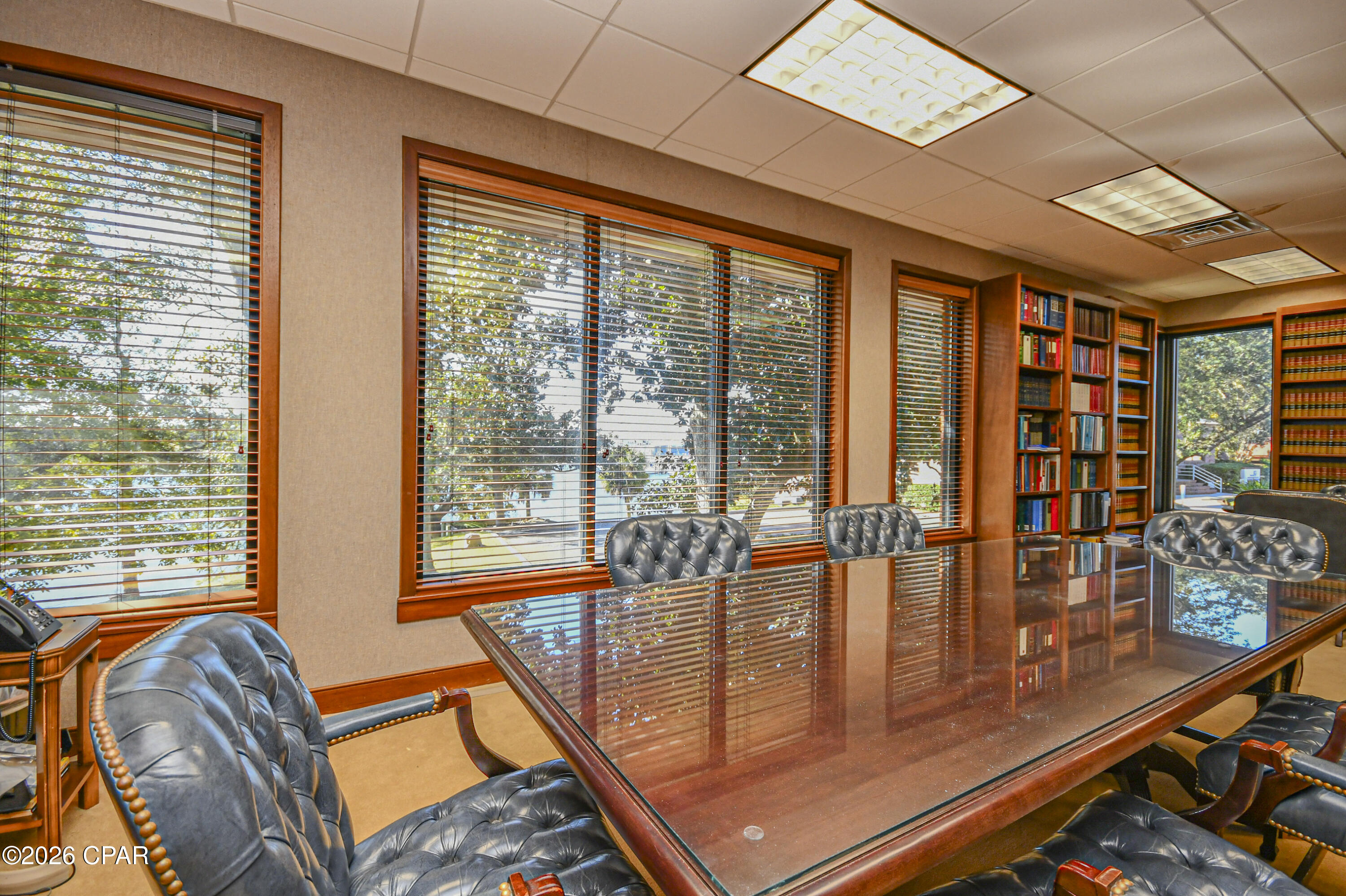 Image 47 For 220 Mckenzie Avenue