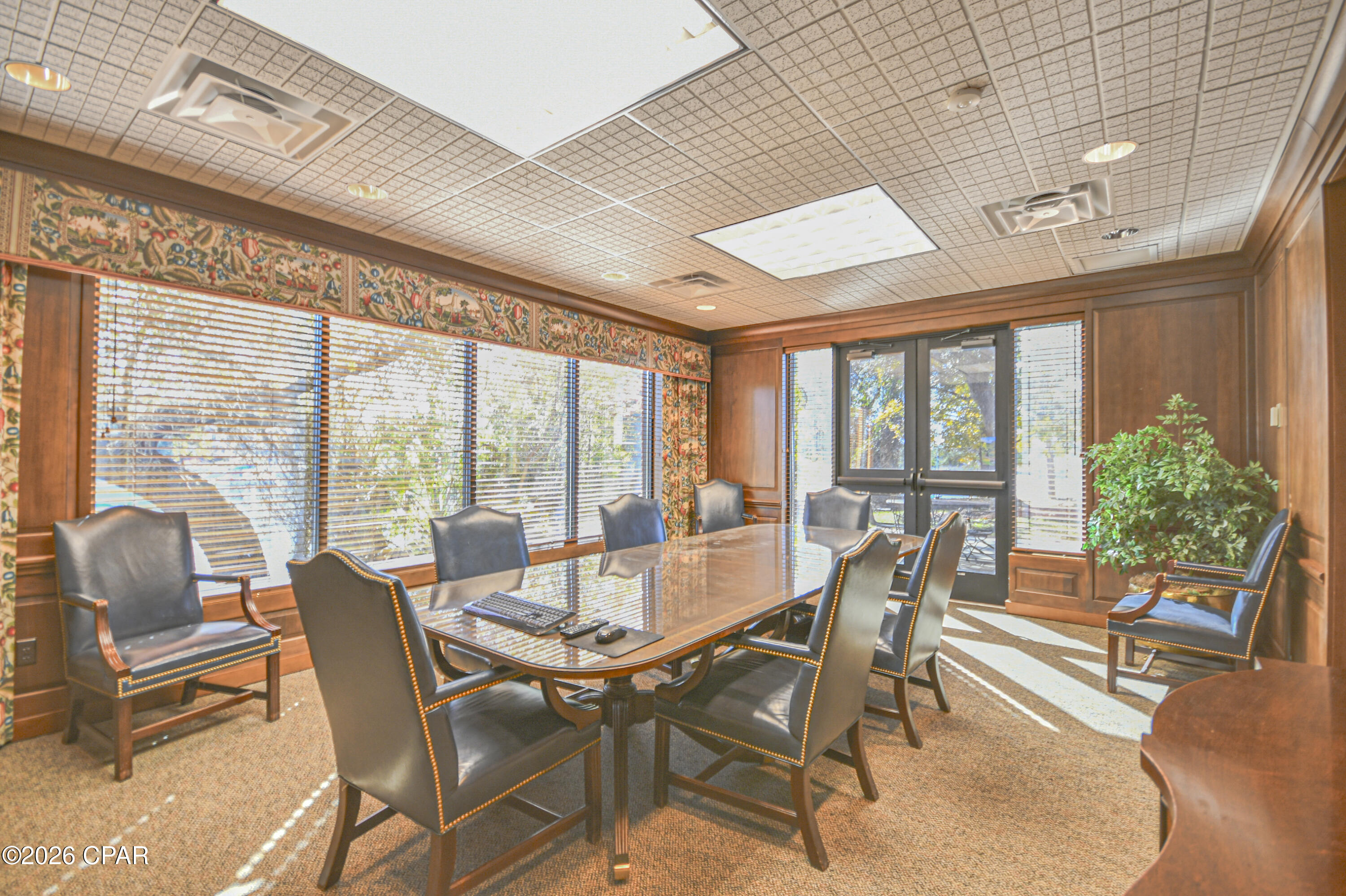 Image 58 For 220 Mckenzie Avenue