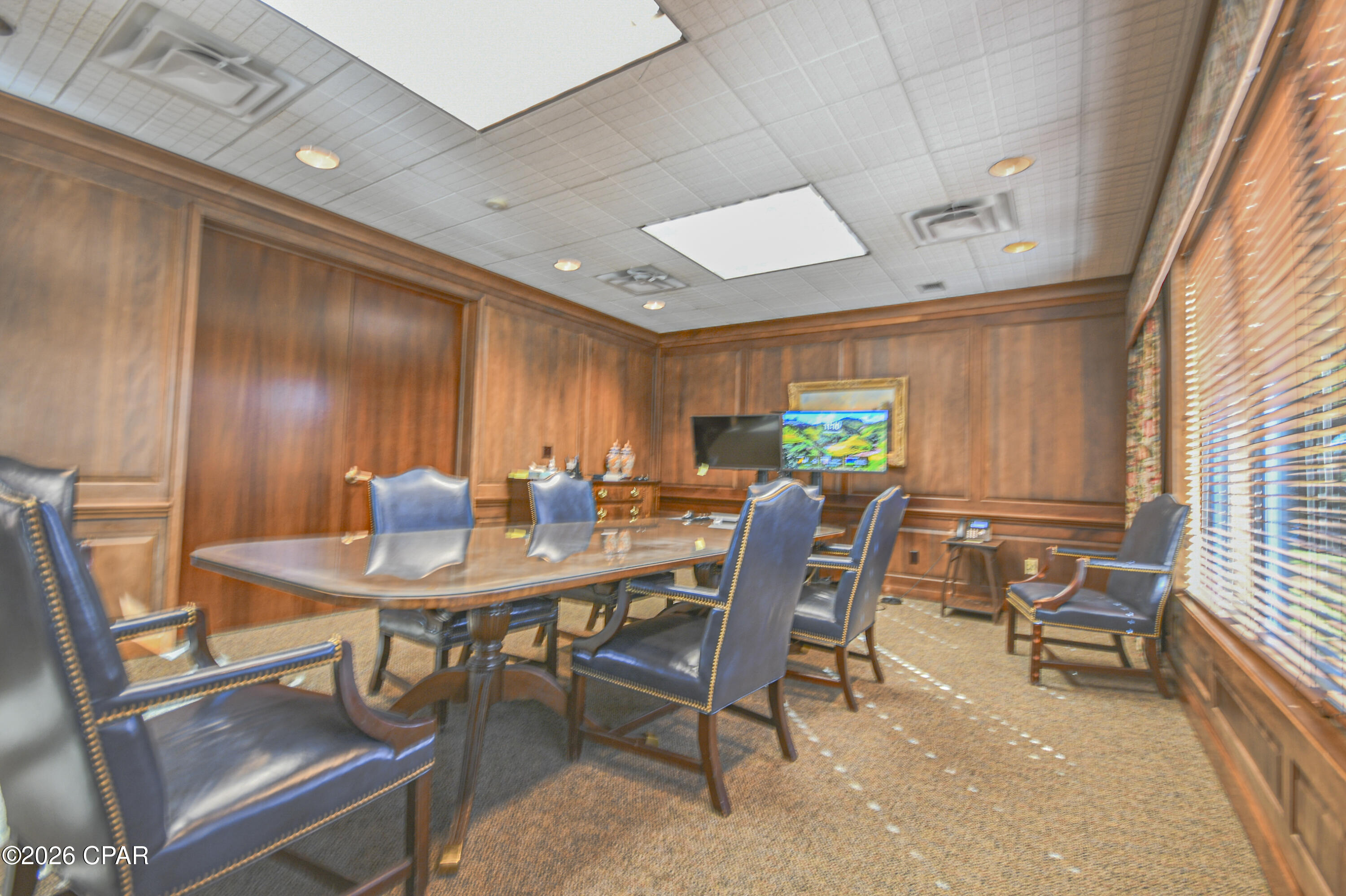 Image 59 For 220 Mckenzie Avenue