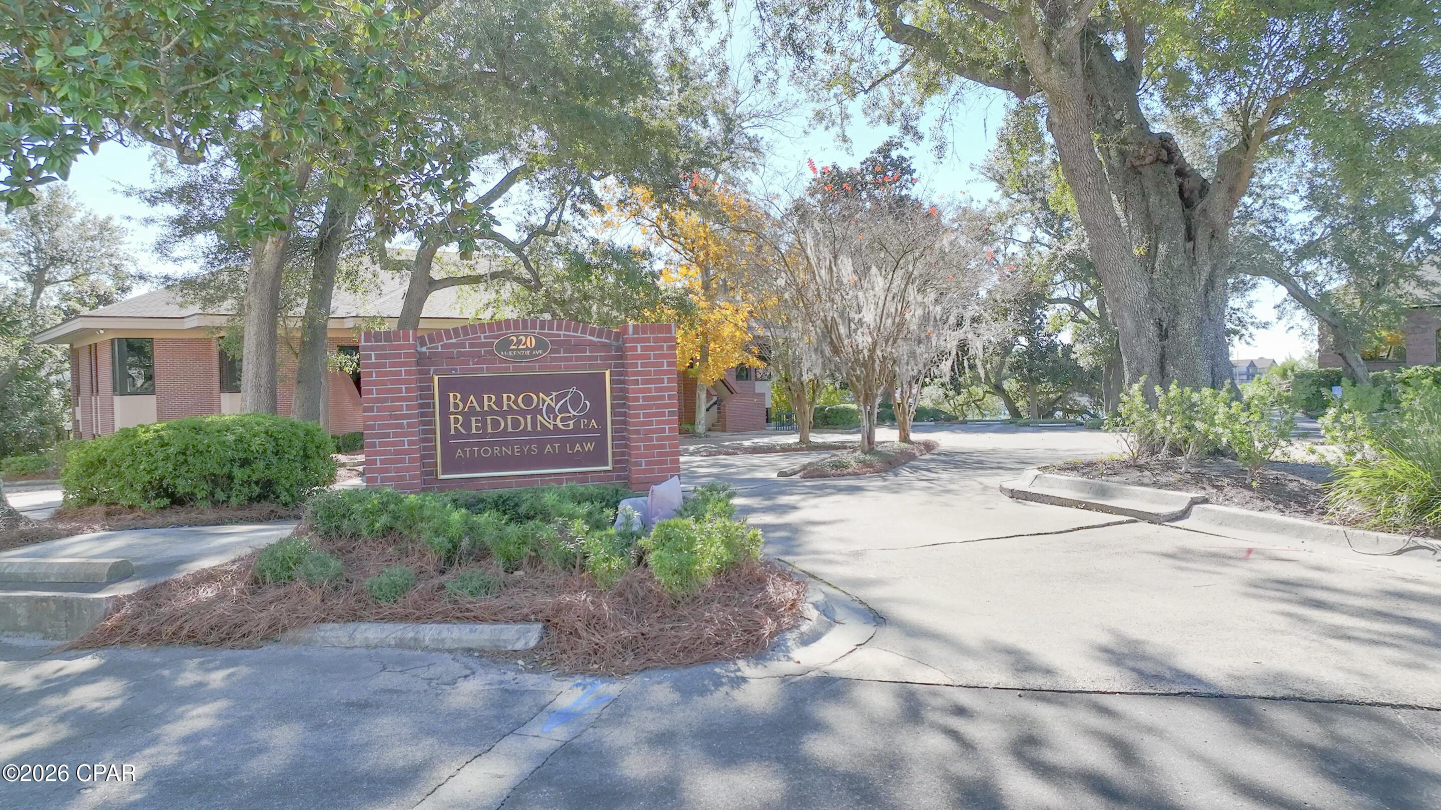 Image 6 For 220 Mckenzie Avenue