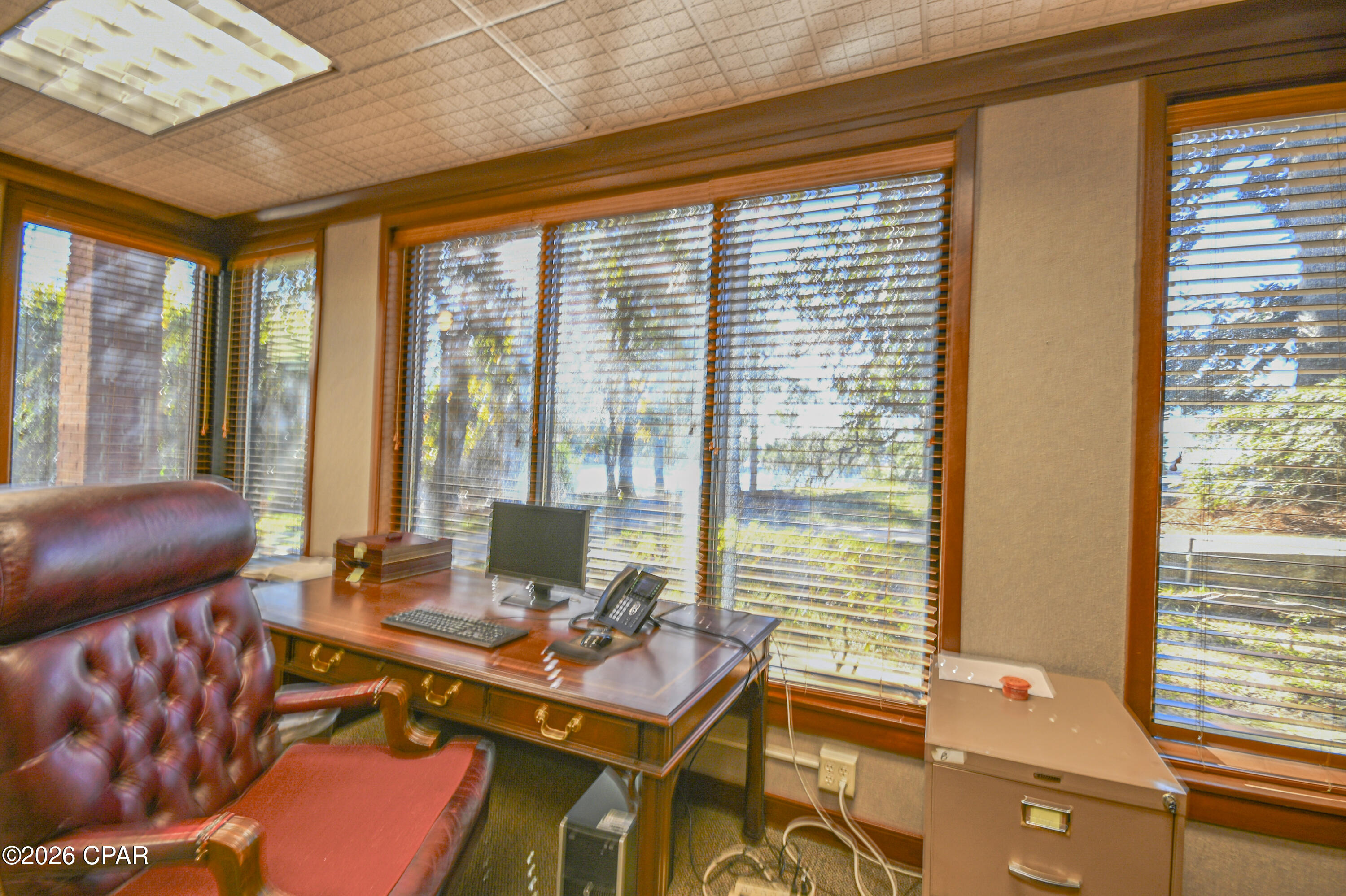 Image 61 For 220 Mckenzie Avenue