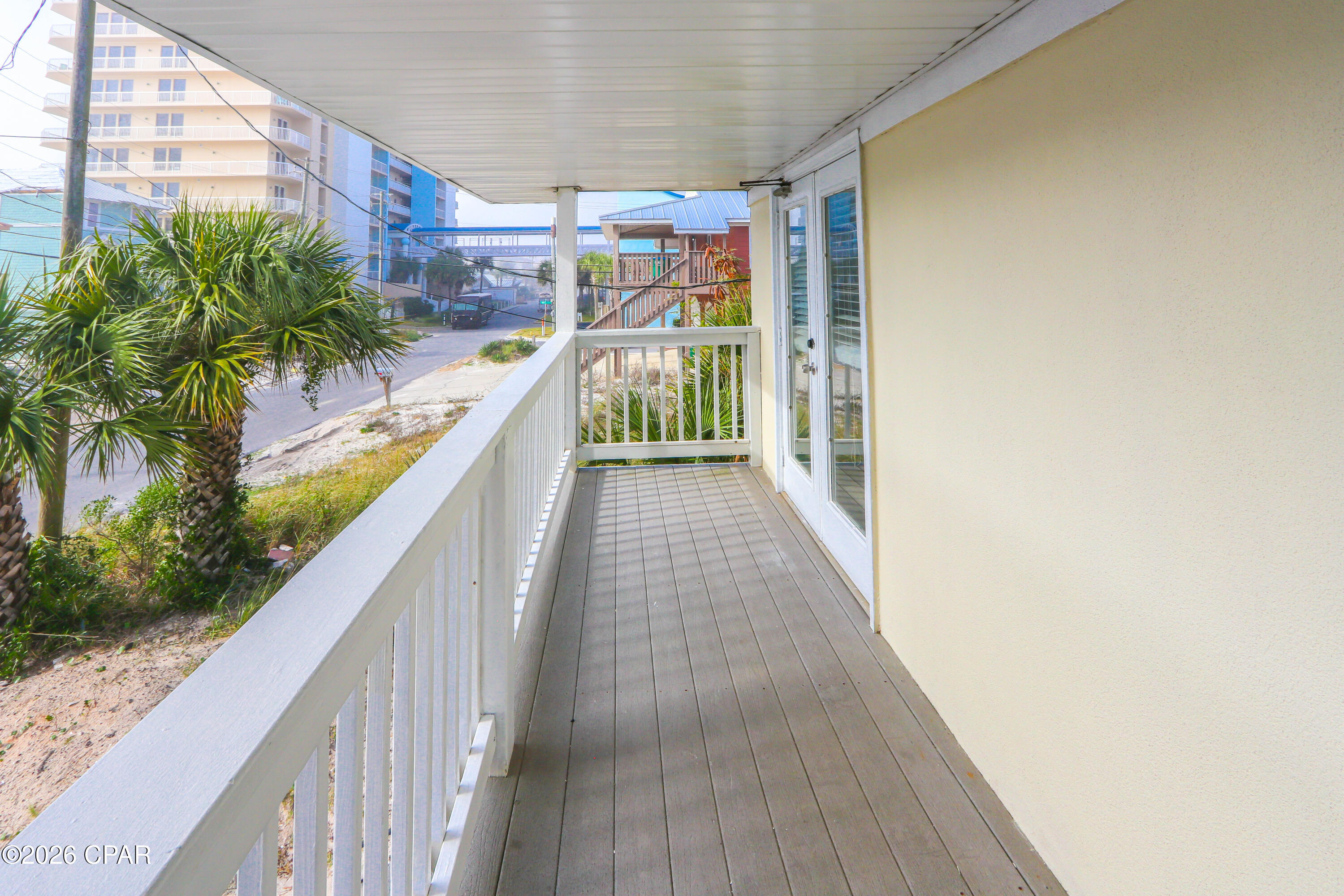 Image 11 For 5012 Gulf Drive 4