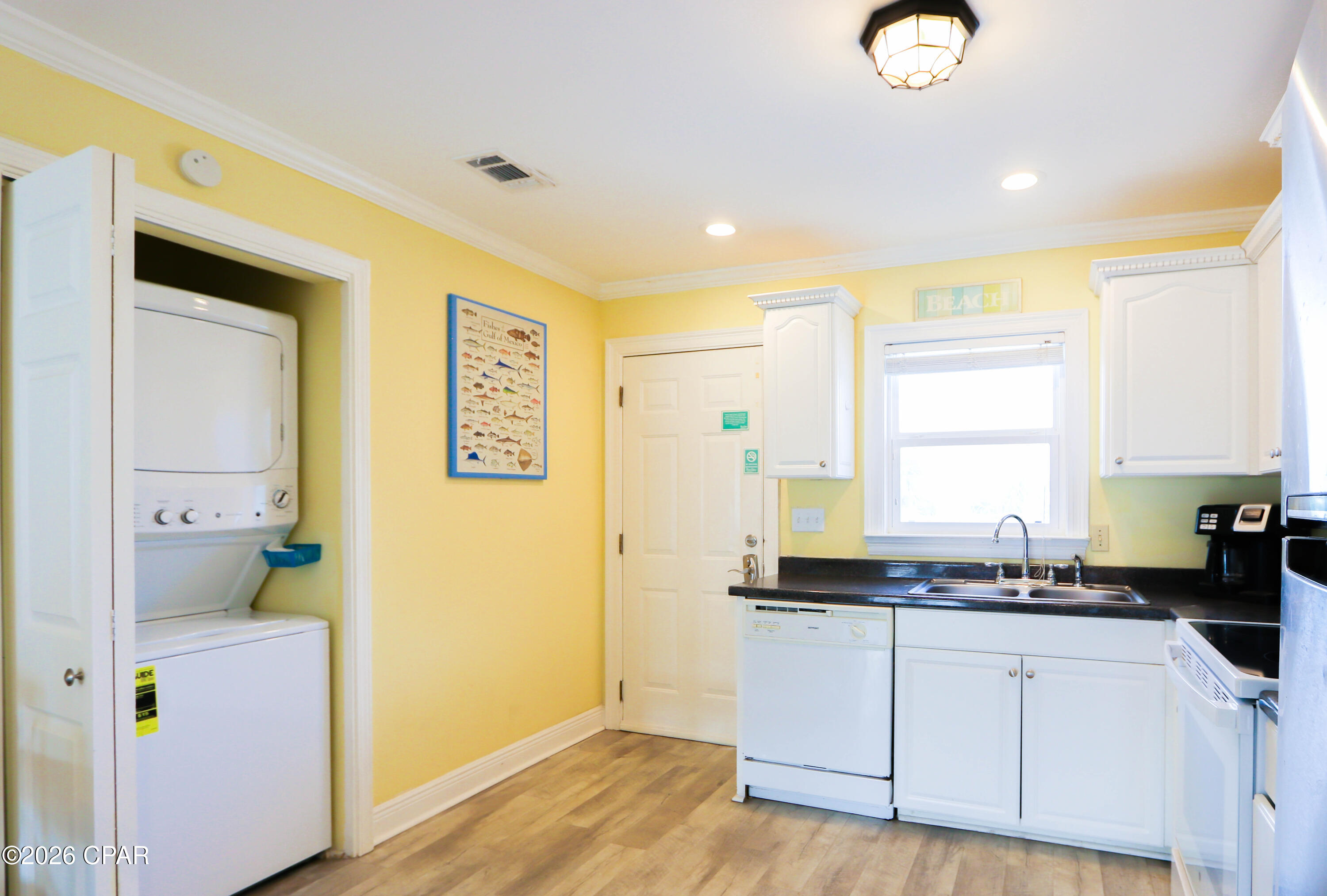 Image 20 For 5012 Gulf Drive 4