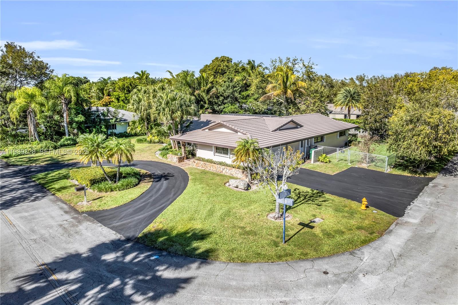 Old Cutler Oaks South