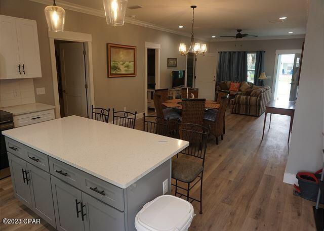 Image 5 For 218 Wisteria Lane