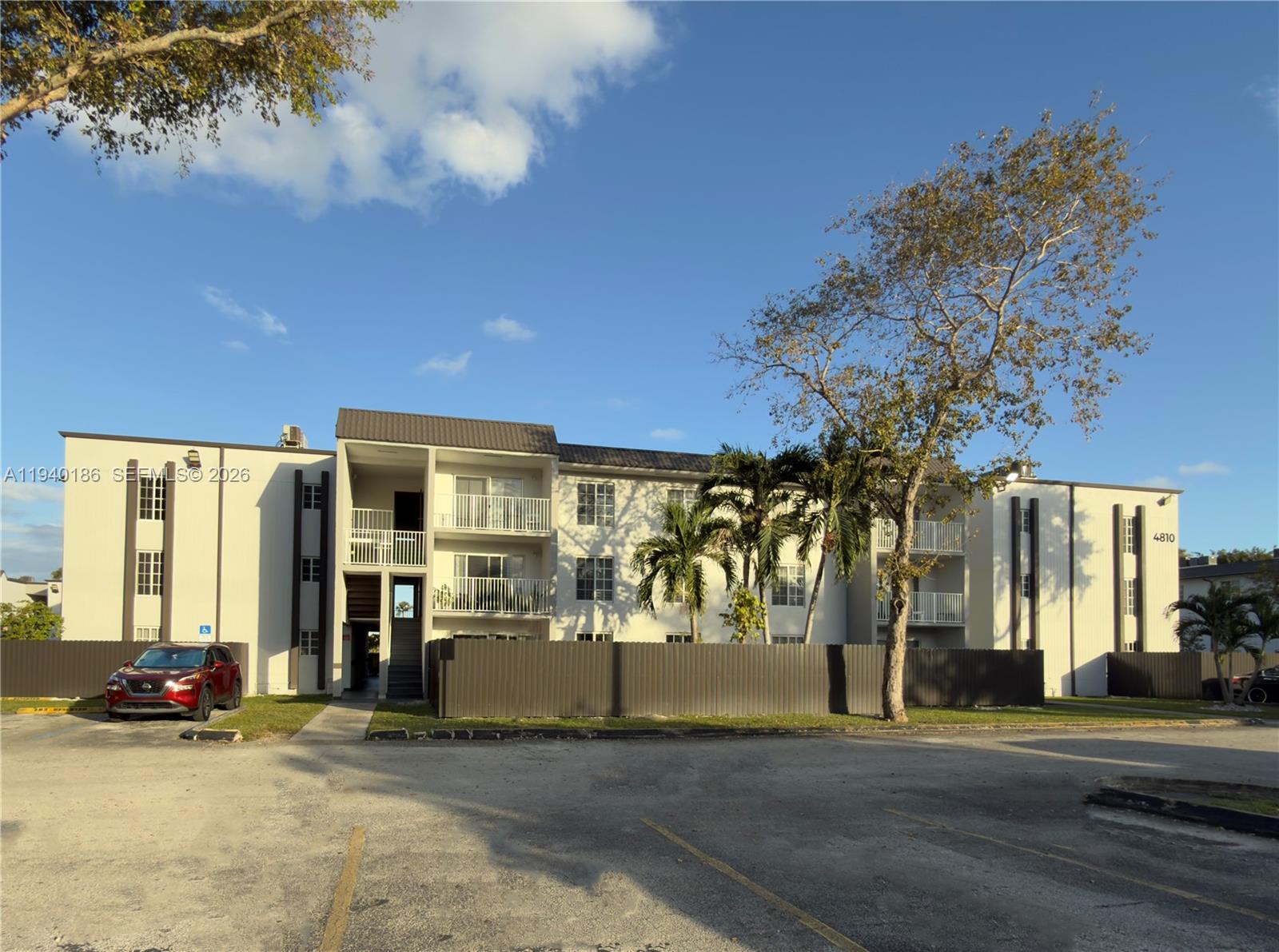 Doral Gardens II Condo