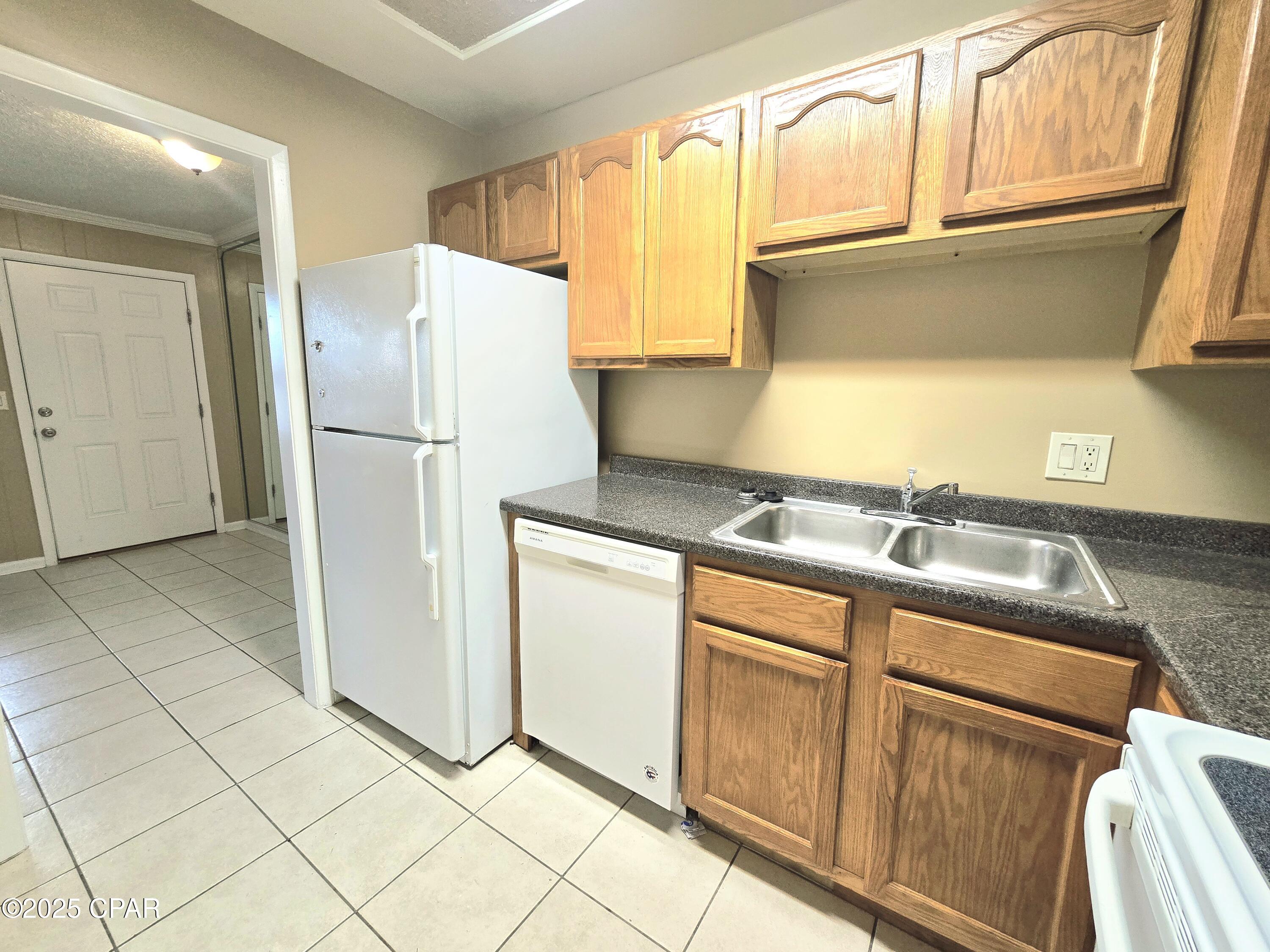 Image 2 For 1301 Beck Avenue 64