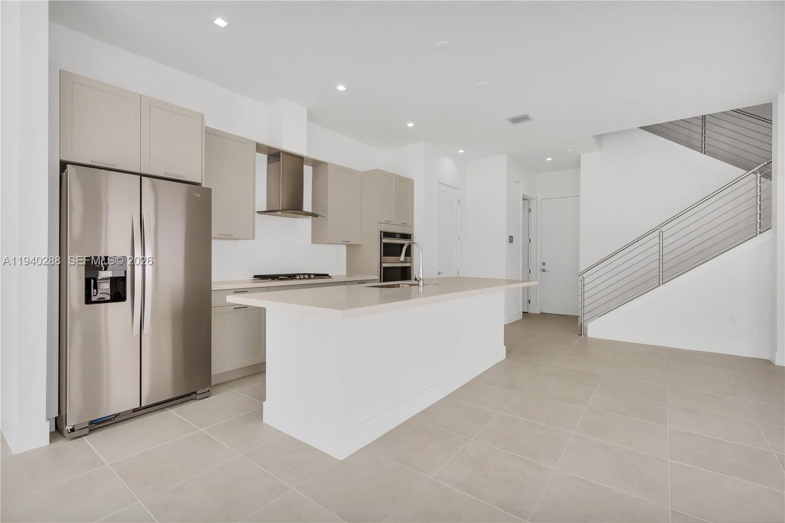 Canarias E. Downtown Doral