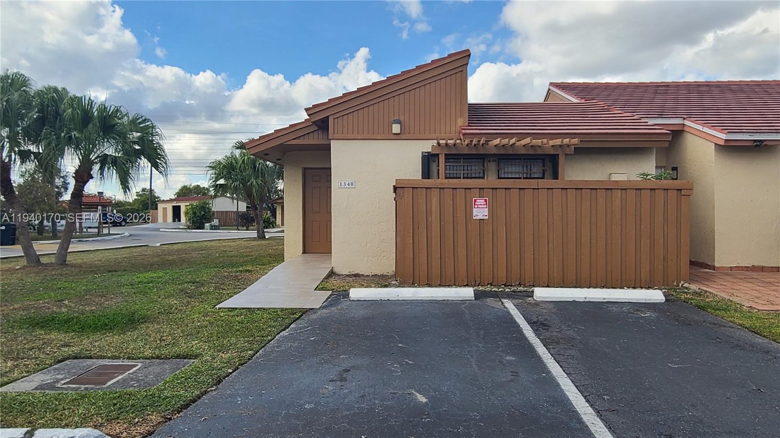 Tamiami Lakes Townhomes S
