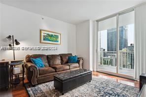 Condo for Sale in Miami, FL