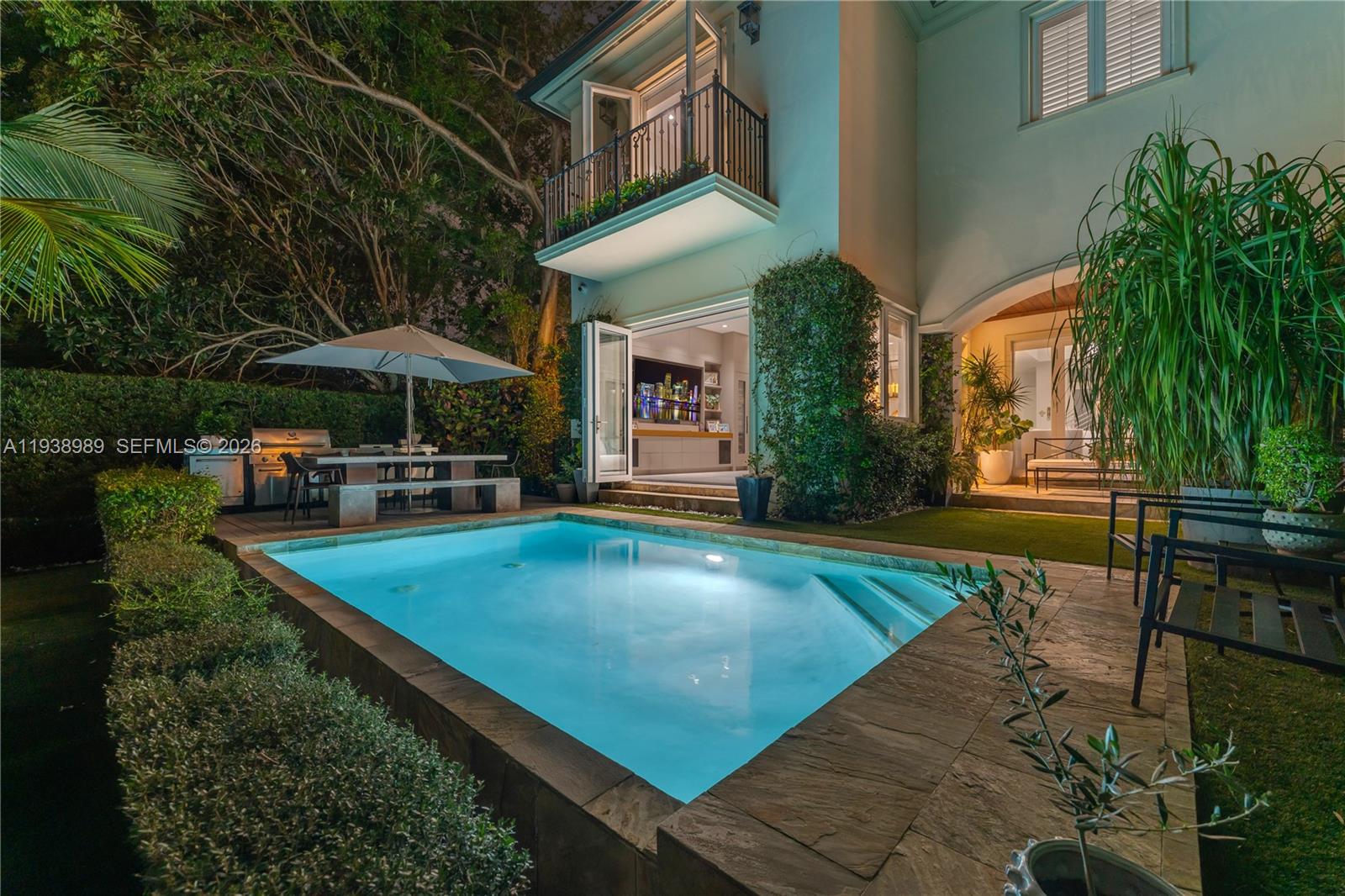 Gables Waterway Townhomes