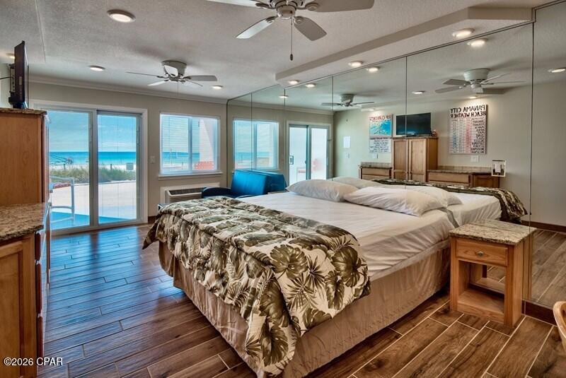 Image 5 For 15617 Front Beach Road C21