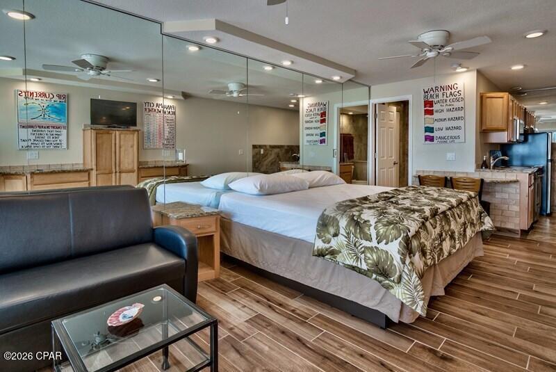 Image 7 For 15617 Front Beach Road C21