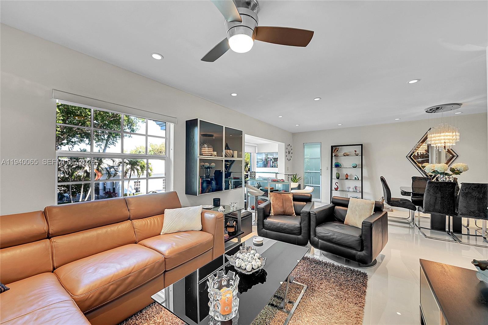 Bay Colony Club Condo