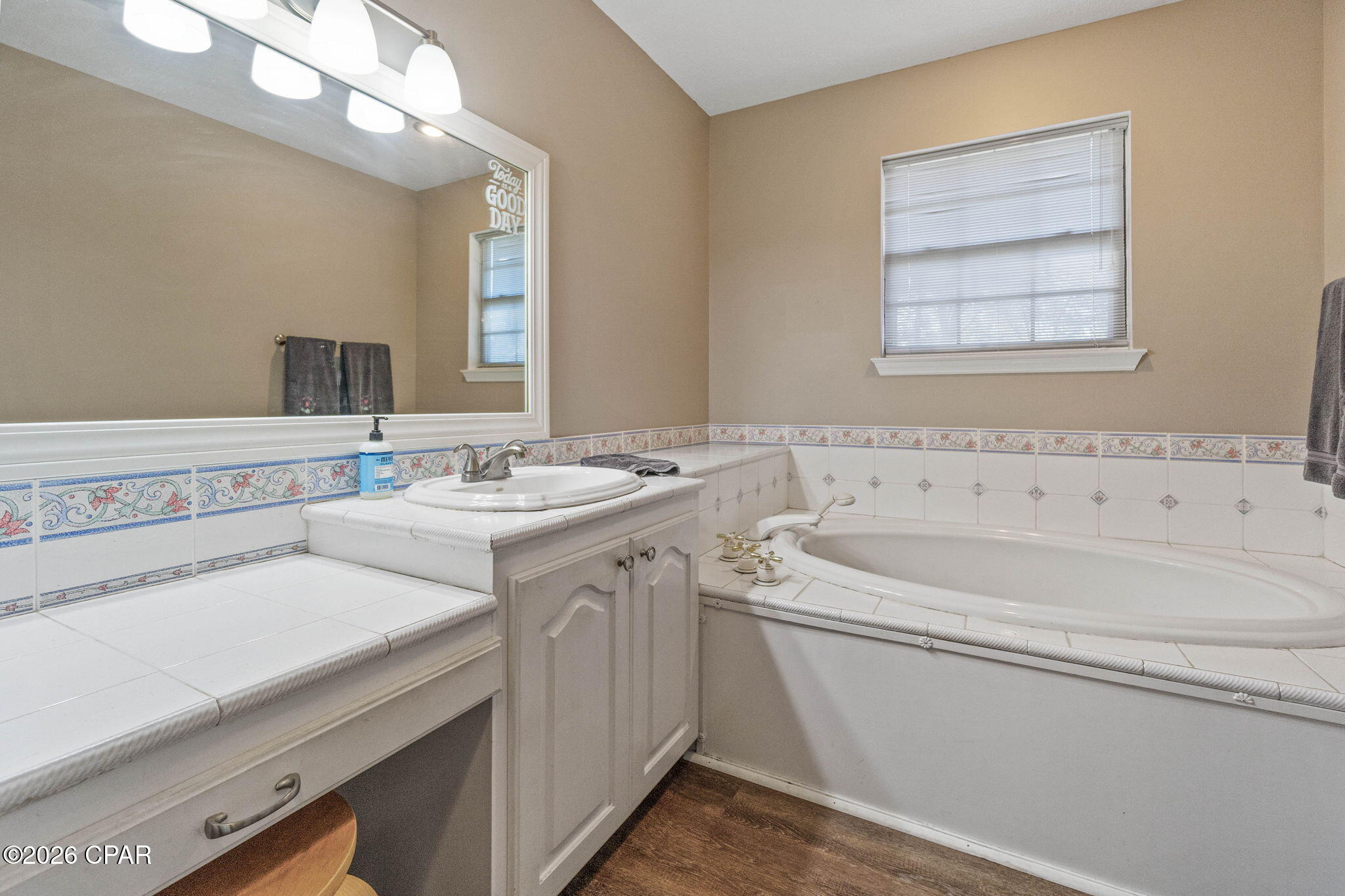 Image 20 For 1966 Country Club Drive