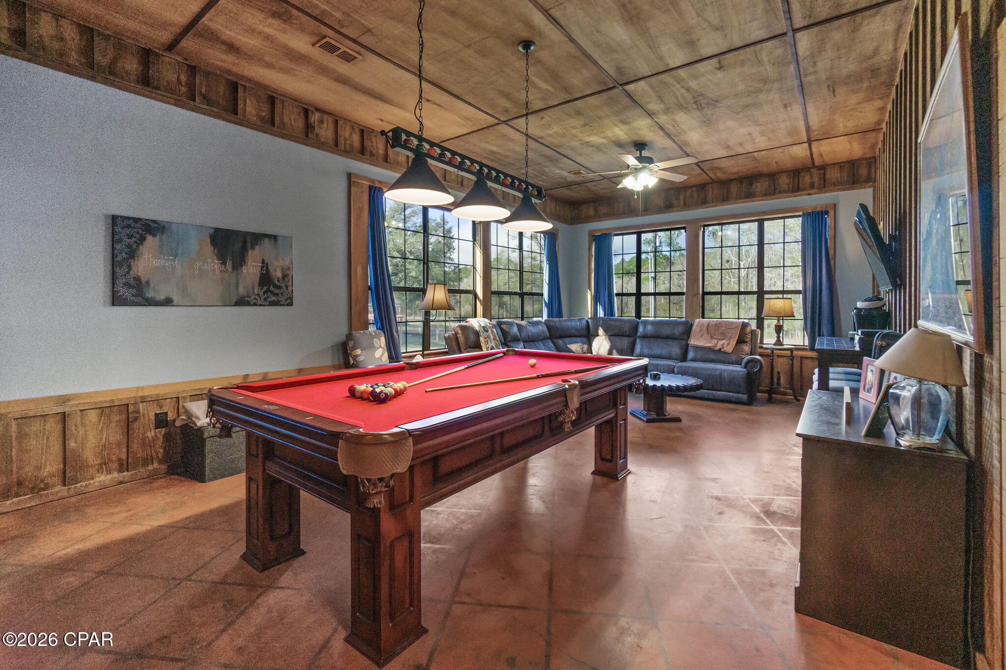 Image 5 For 1966 Country Club Drive