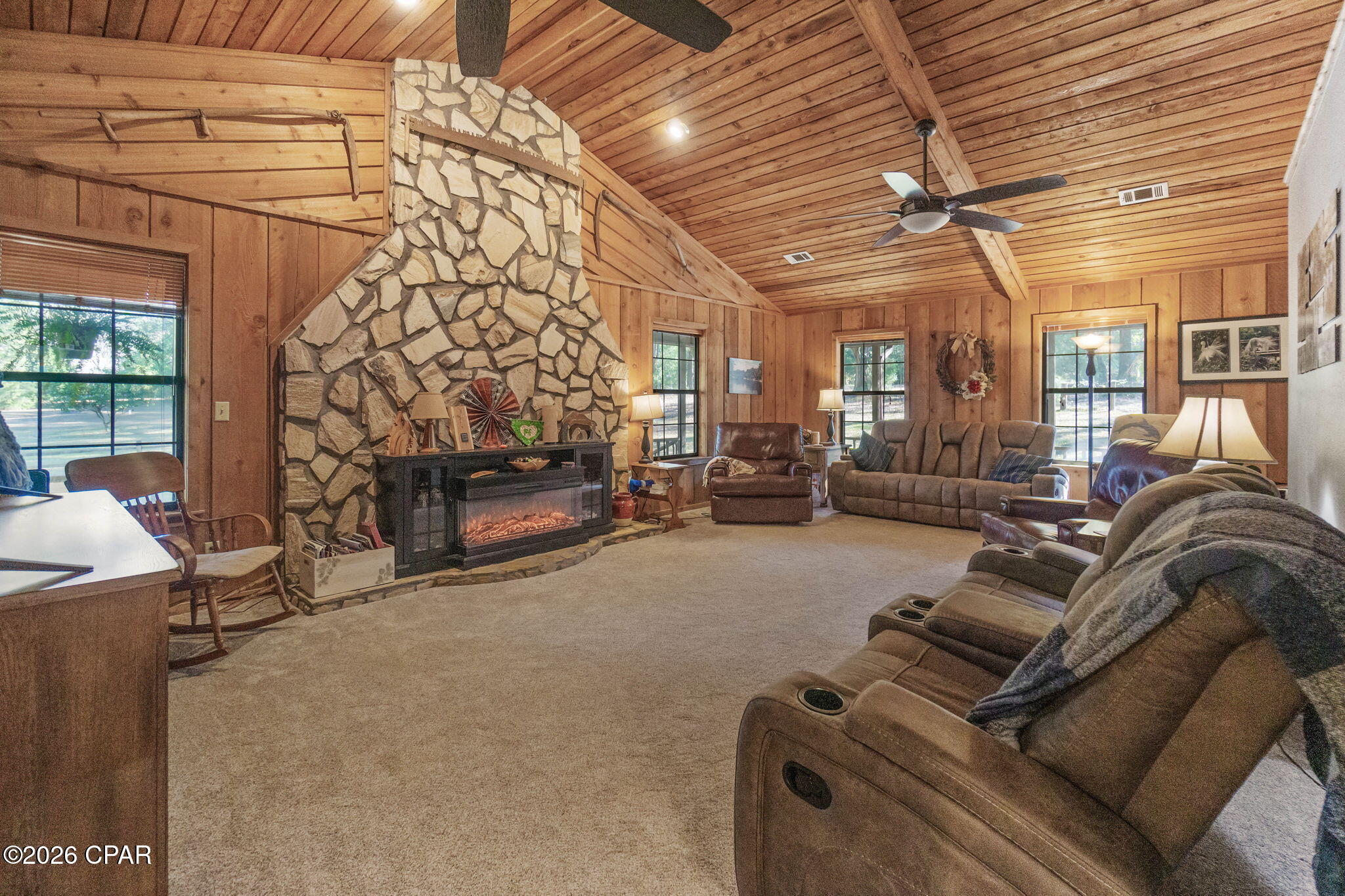 Image 6 For 1966 Country Club Drive