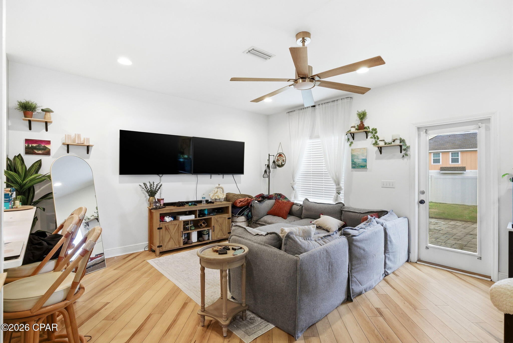 Image 7 For 112 Fox Glove Lane