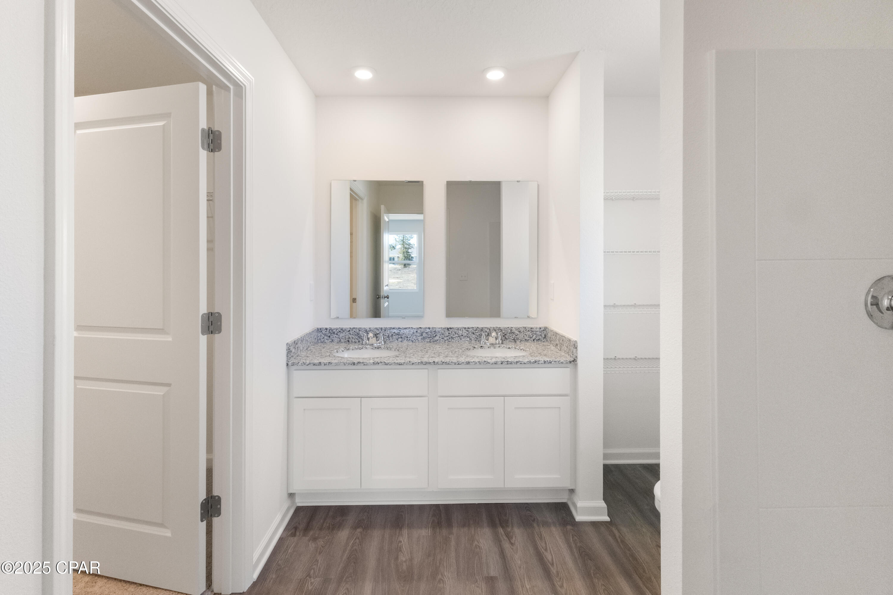 Image 7 For 8526 Hornbill Drive