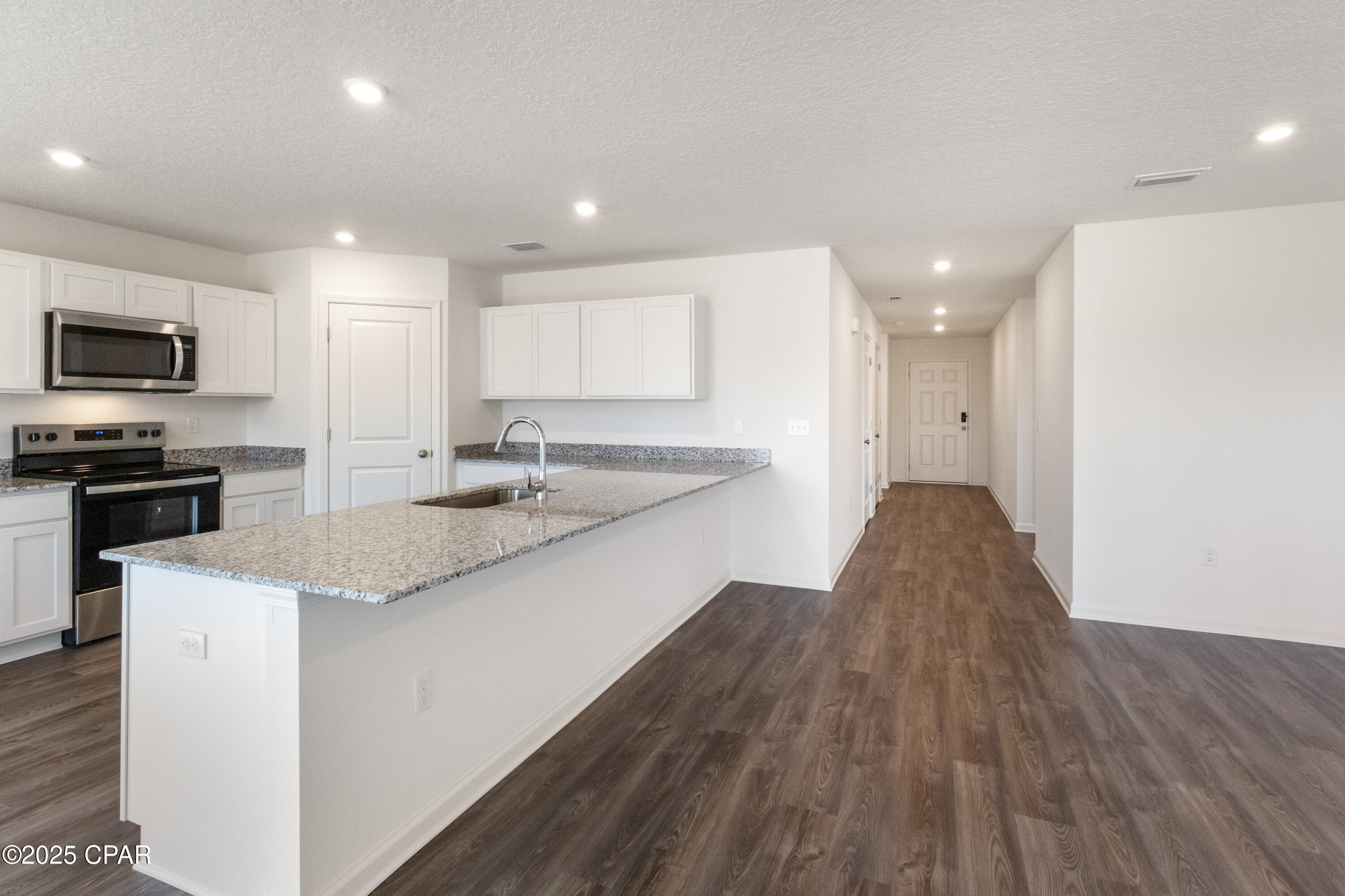 Image 8 For 8526 Hornbill Drive