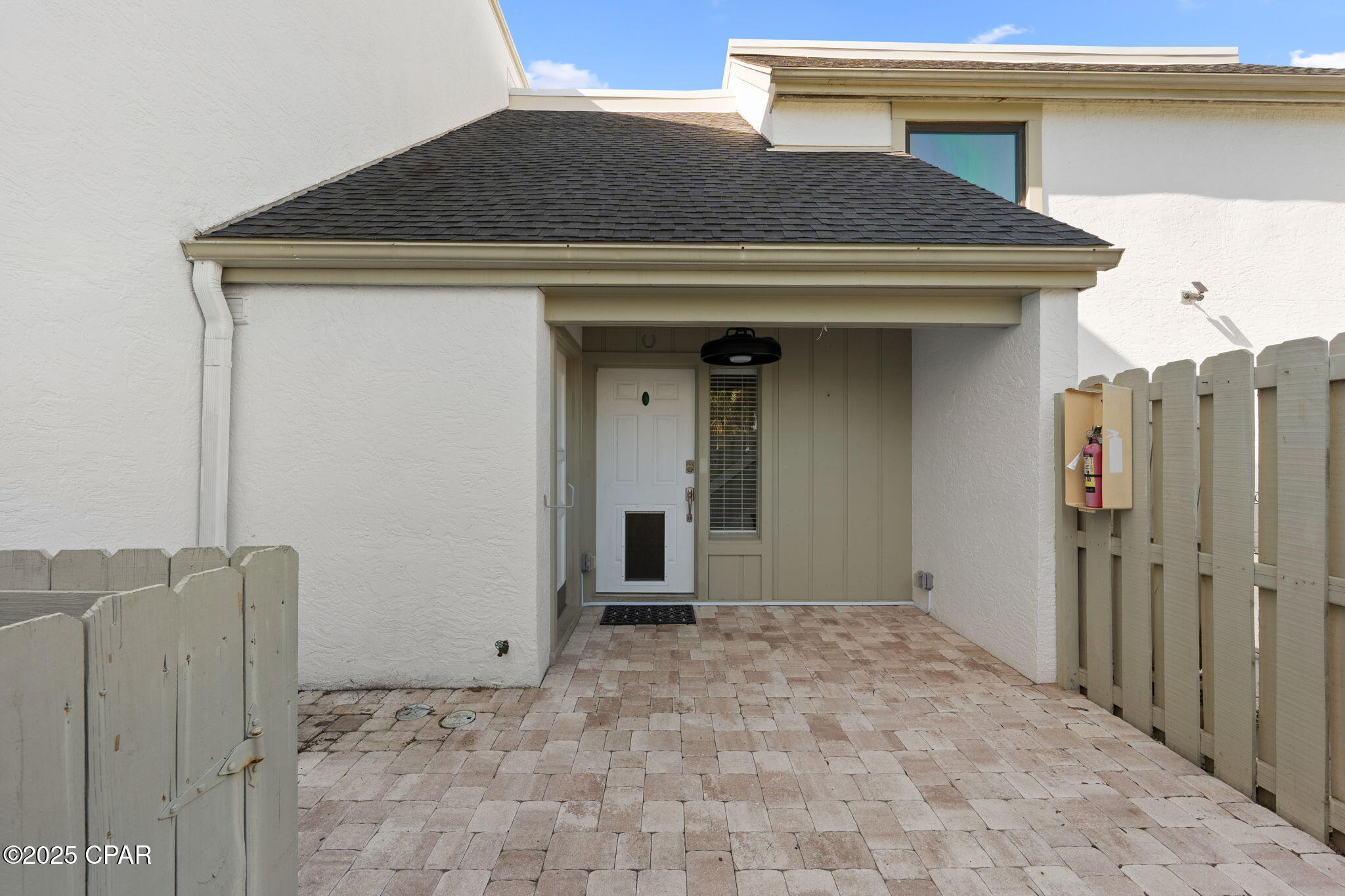 Image 6 For 4305 Bay Point Road 443