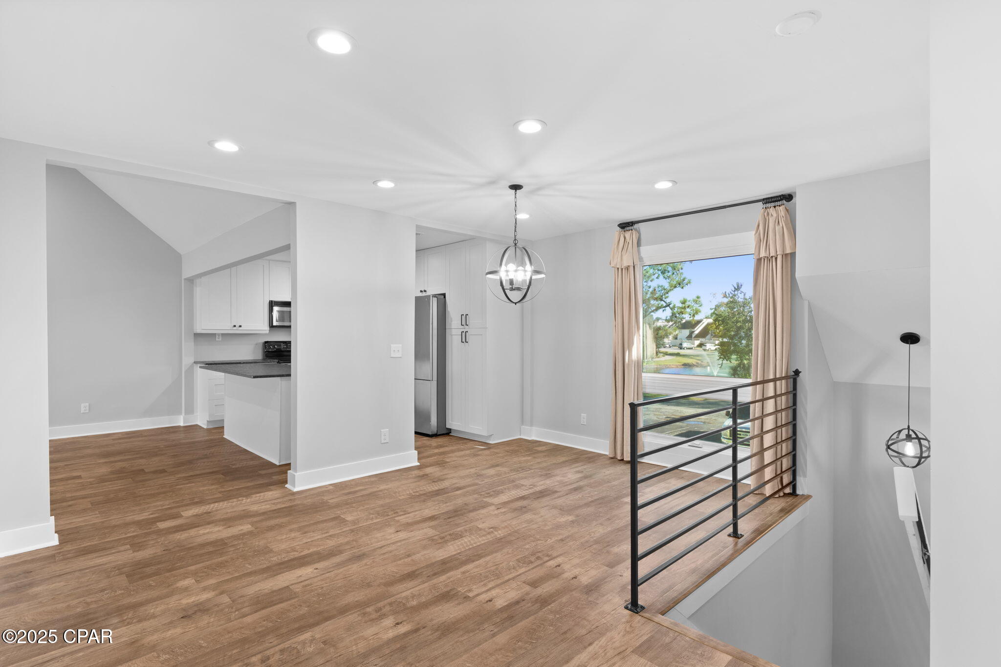 Image 9 For 4305 Bay Point Road 443