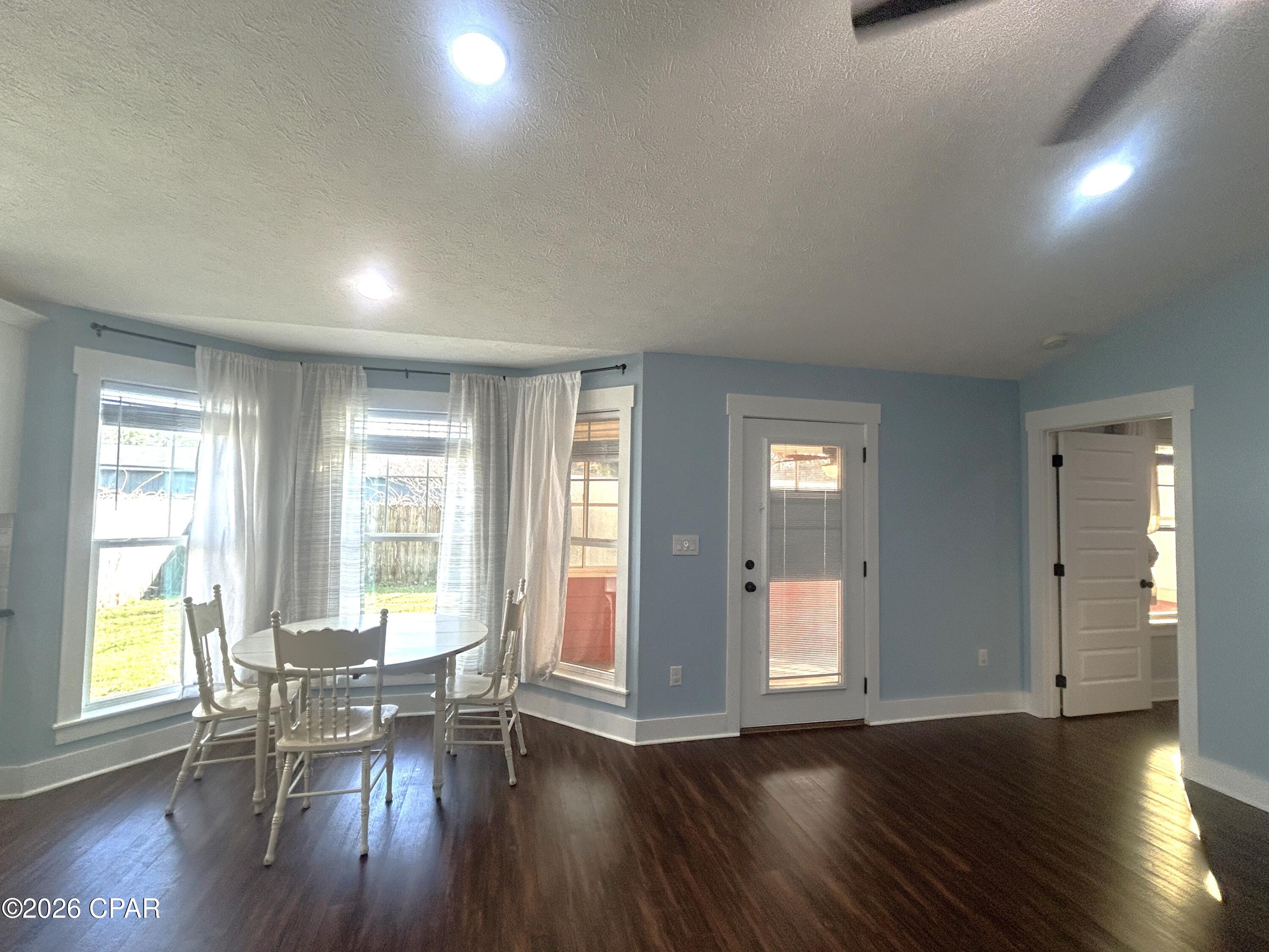 Image 5 For 8213 Singletary Street