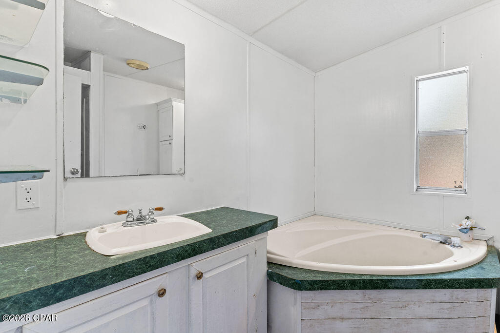 Image 15 For 2635 Springhill Road