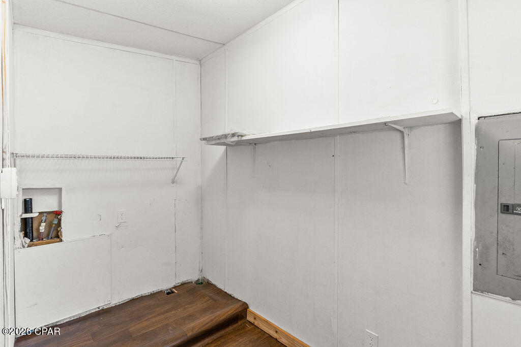 Image 23 For 2635 Springhill Road