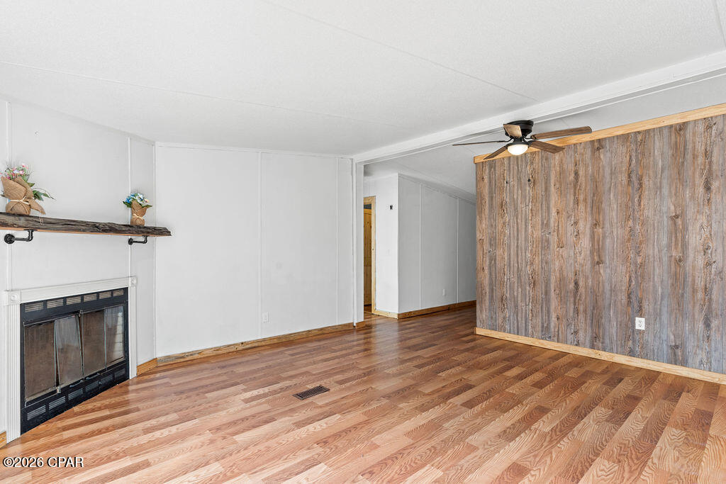 Image 6 For 2635 Springhill Road