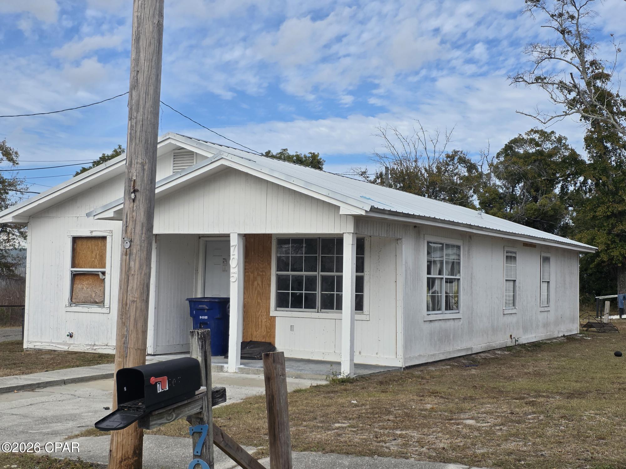 Image 7 For 709 13th Court