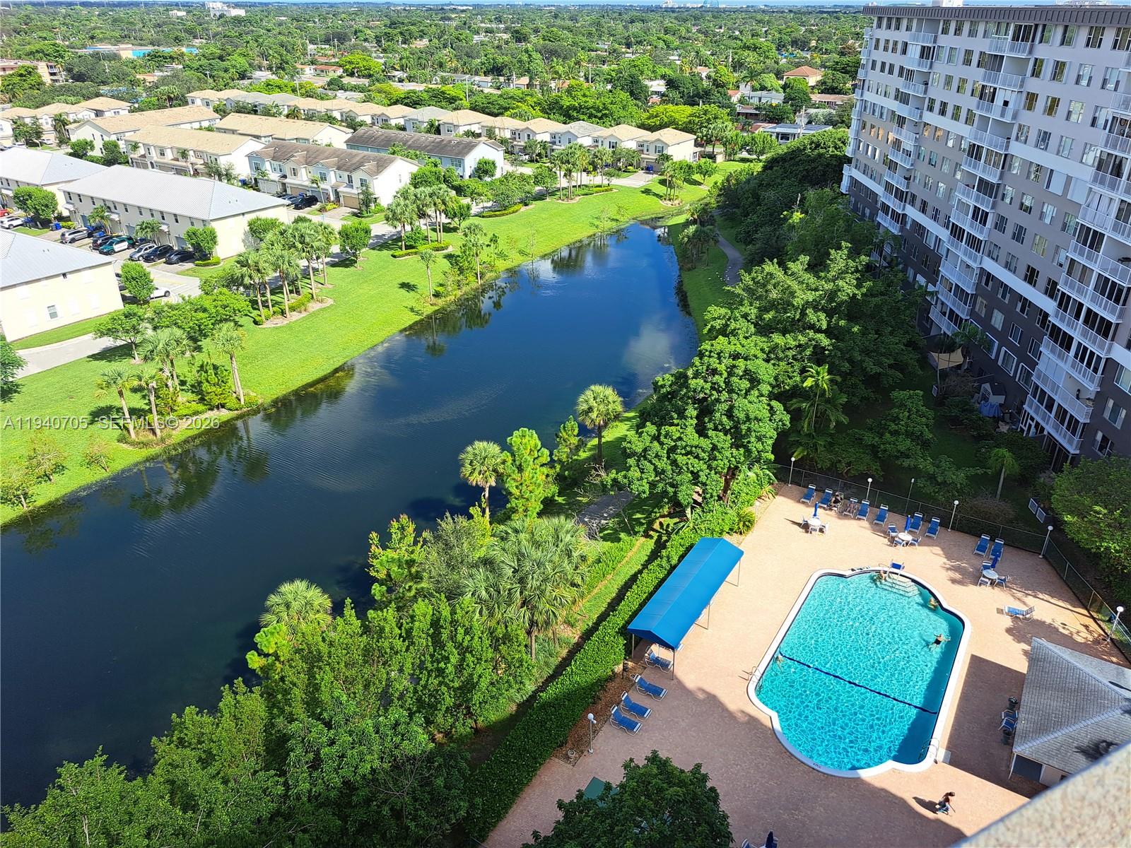 4001-hillcrest-dr-509-hollywood-fl-33021/hzid_0bf30750