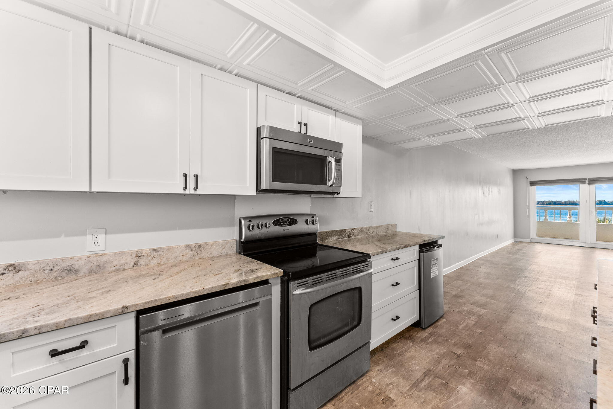 Image 11 For 100 Cherry Street 406