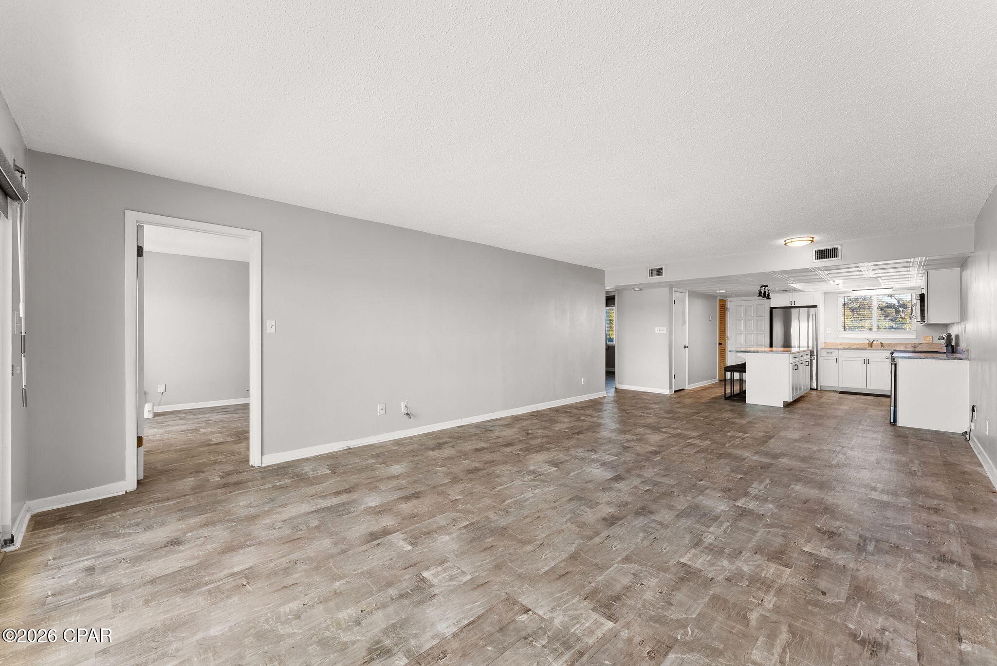 Image 17 For 100 Cherry Street 406