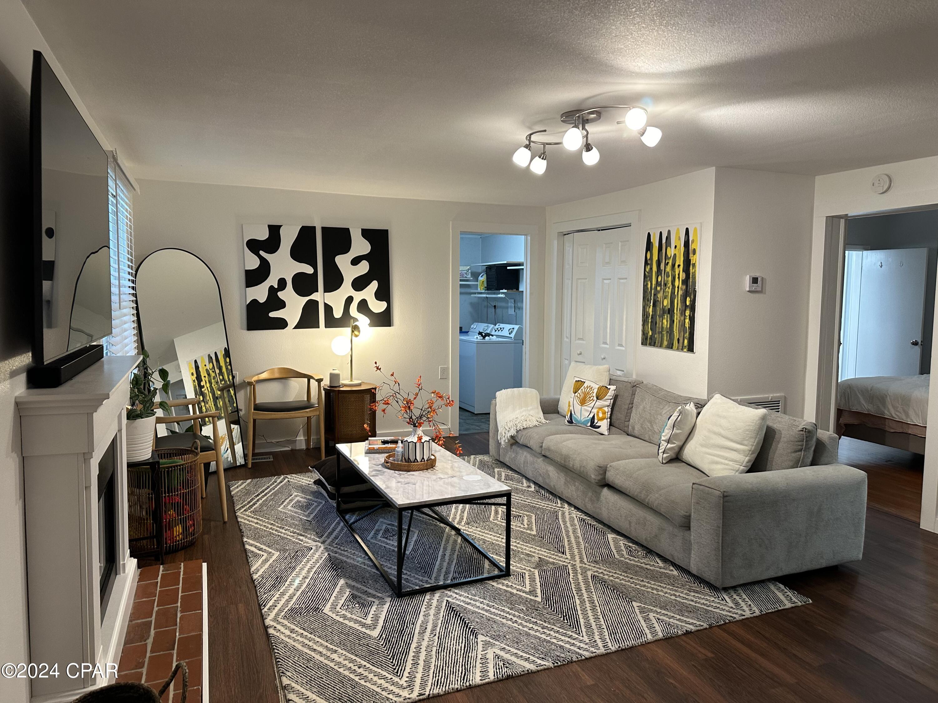 Image 20 For 2970 Kynes Street