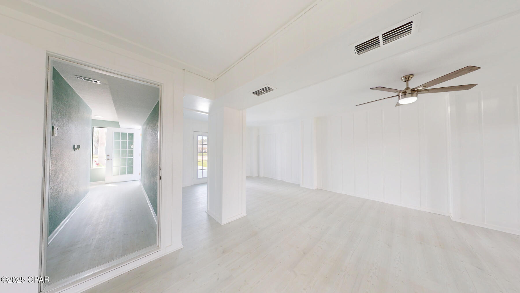 Listing photo id 12 for 3214 Quiet Water Lane