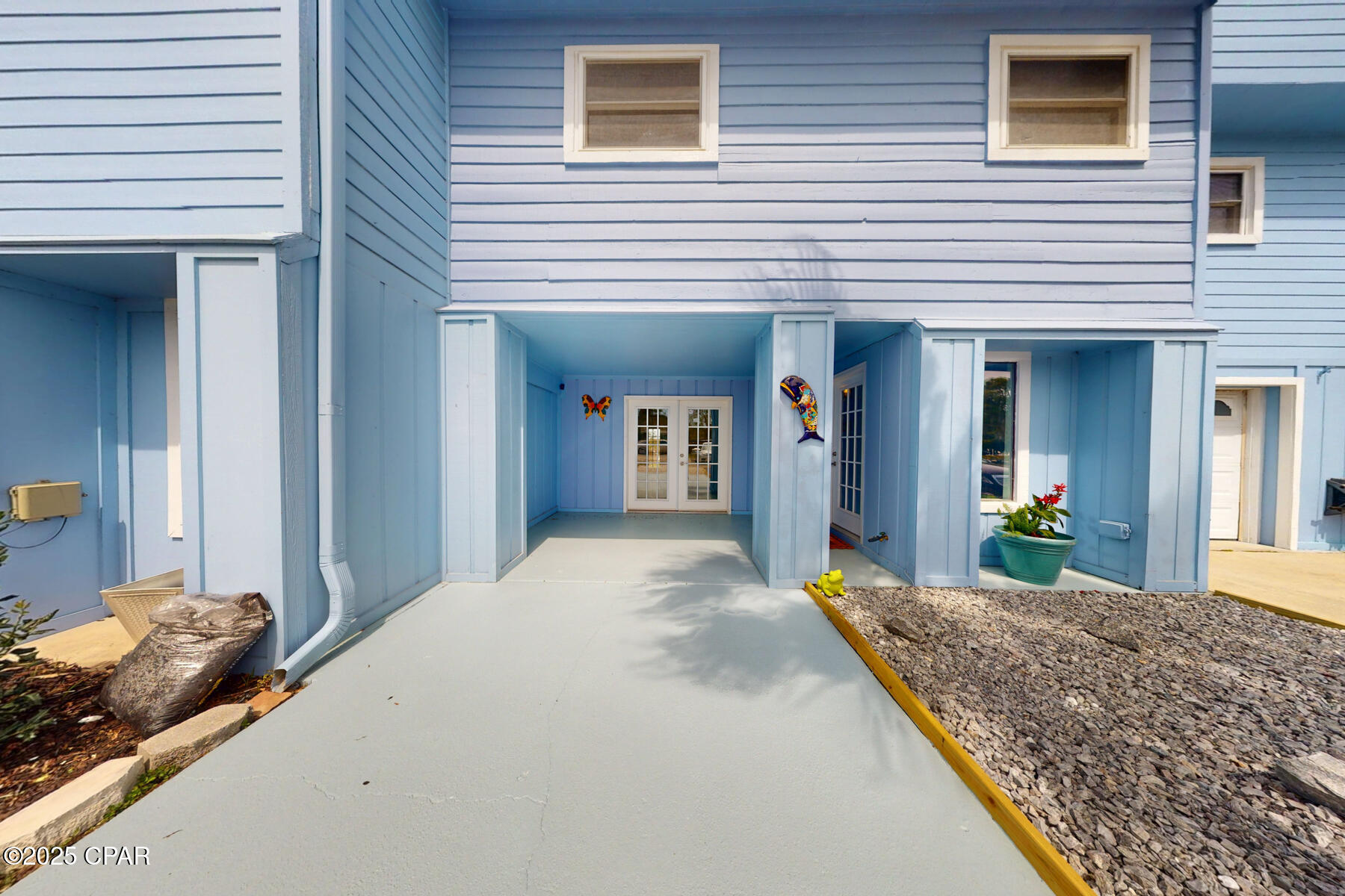 Listing photo id 3 for 3214 Quiet Water Lane