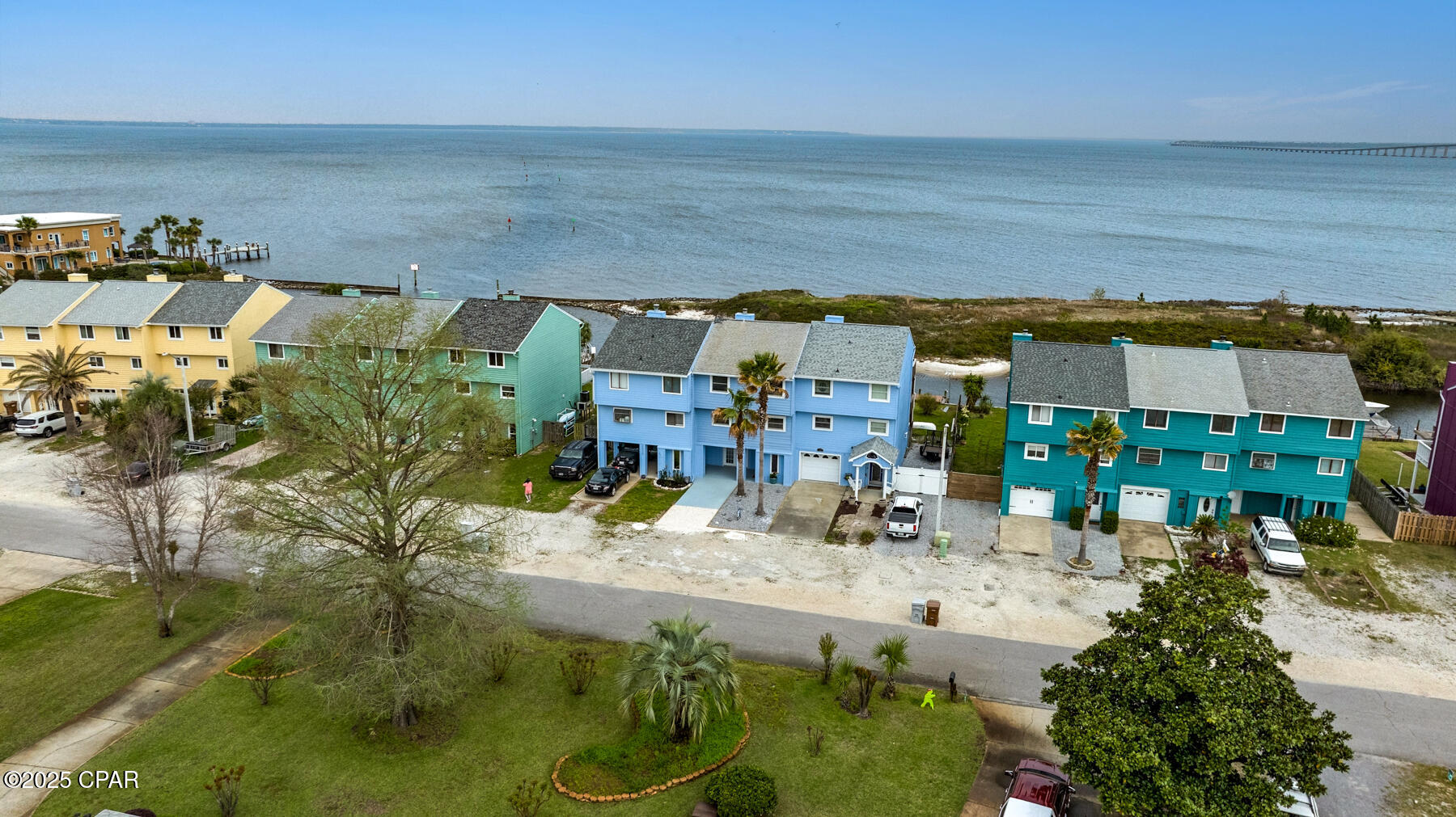 Listing photo id 50 for 3214 Quiet Water Lane