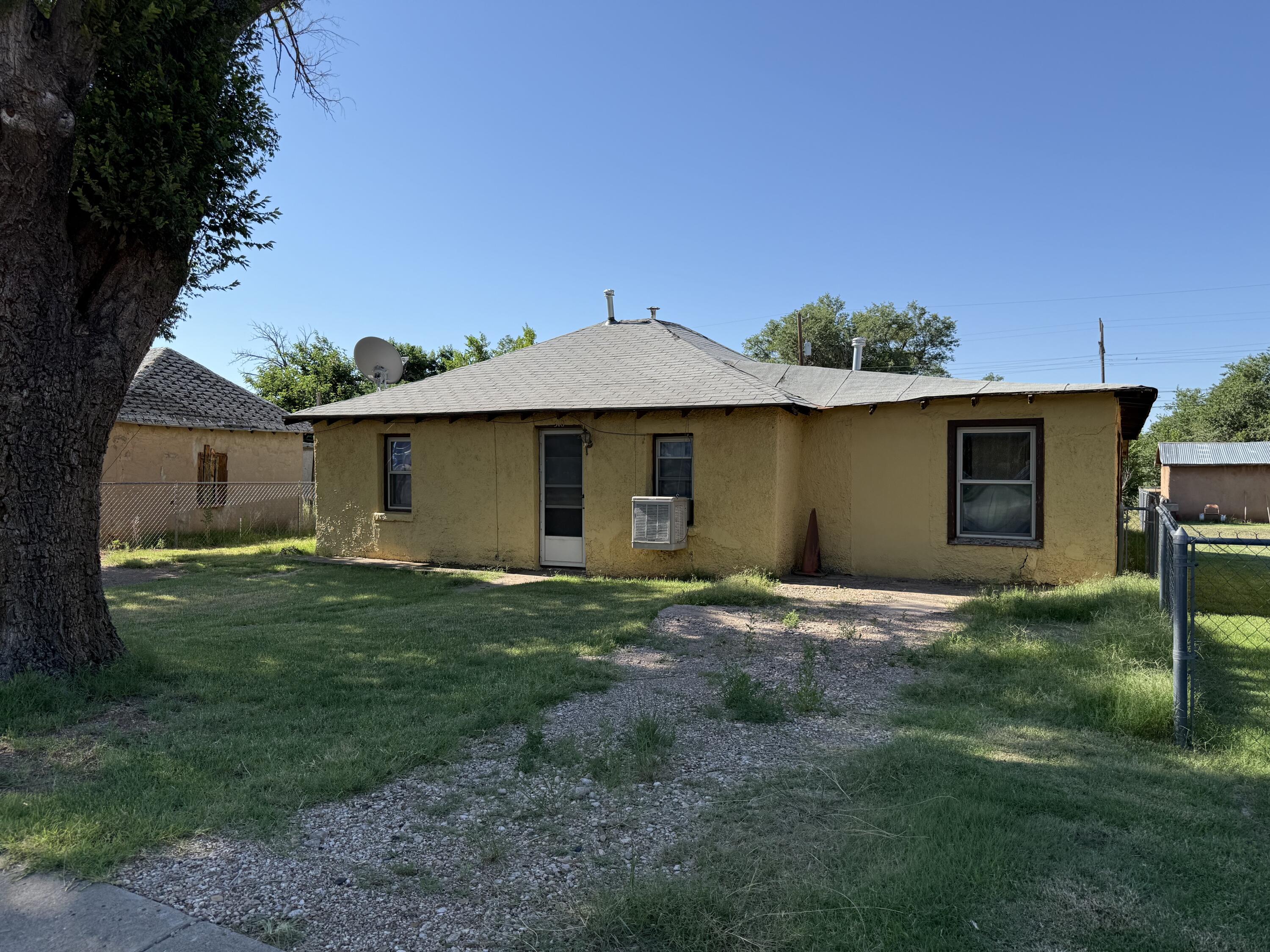 Homes for sale in Tucumcari, NM | 310 E Elm Ave, Tucumcari, NM 88401 | MLS# 1096428