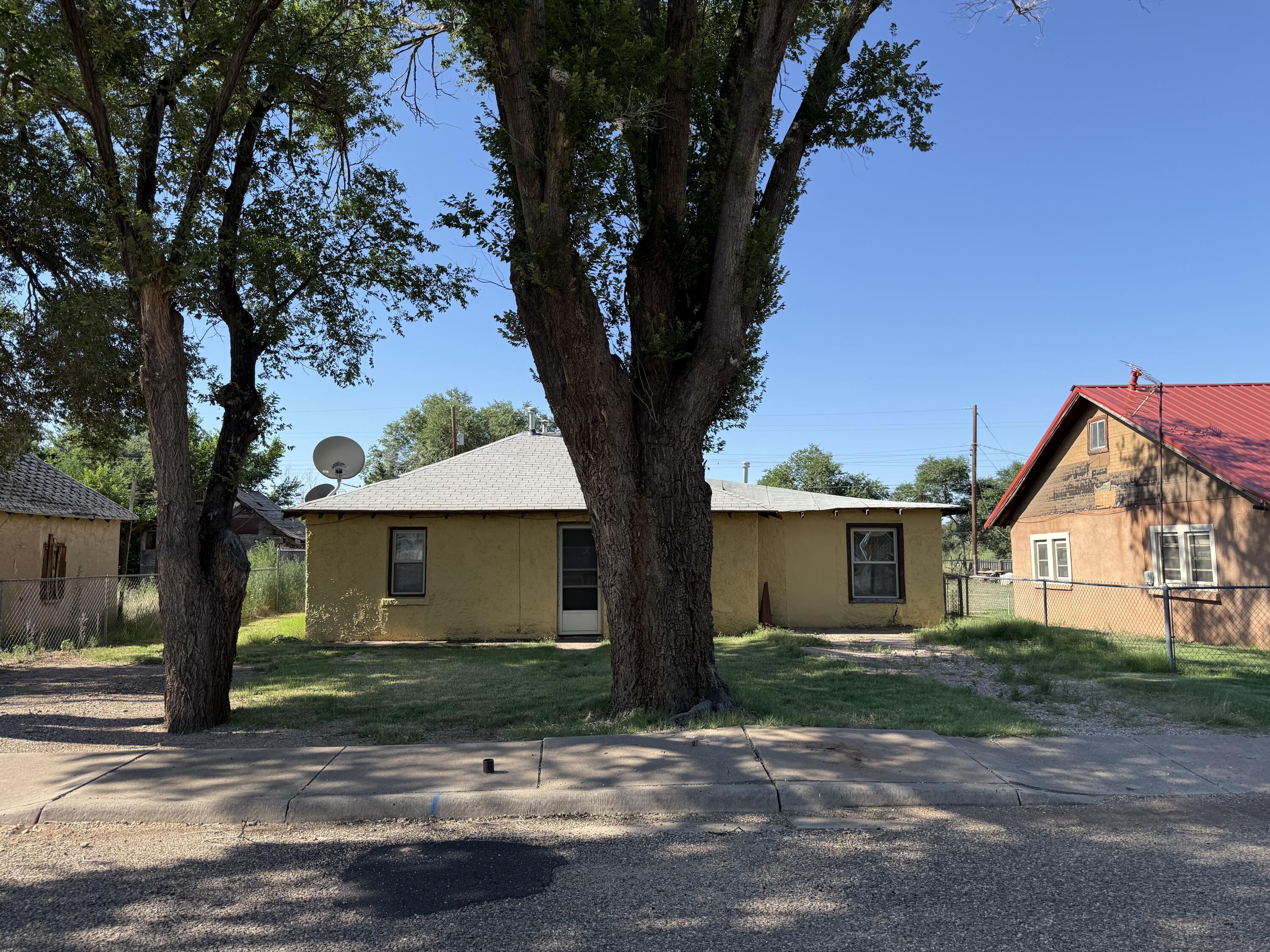 Homes for sale in Tucumcari, NM | 310 E Elm Ave, Tucumcari, NM 88401 | MLS# 1096428