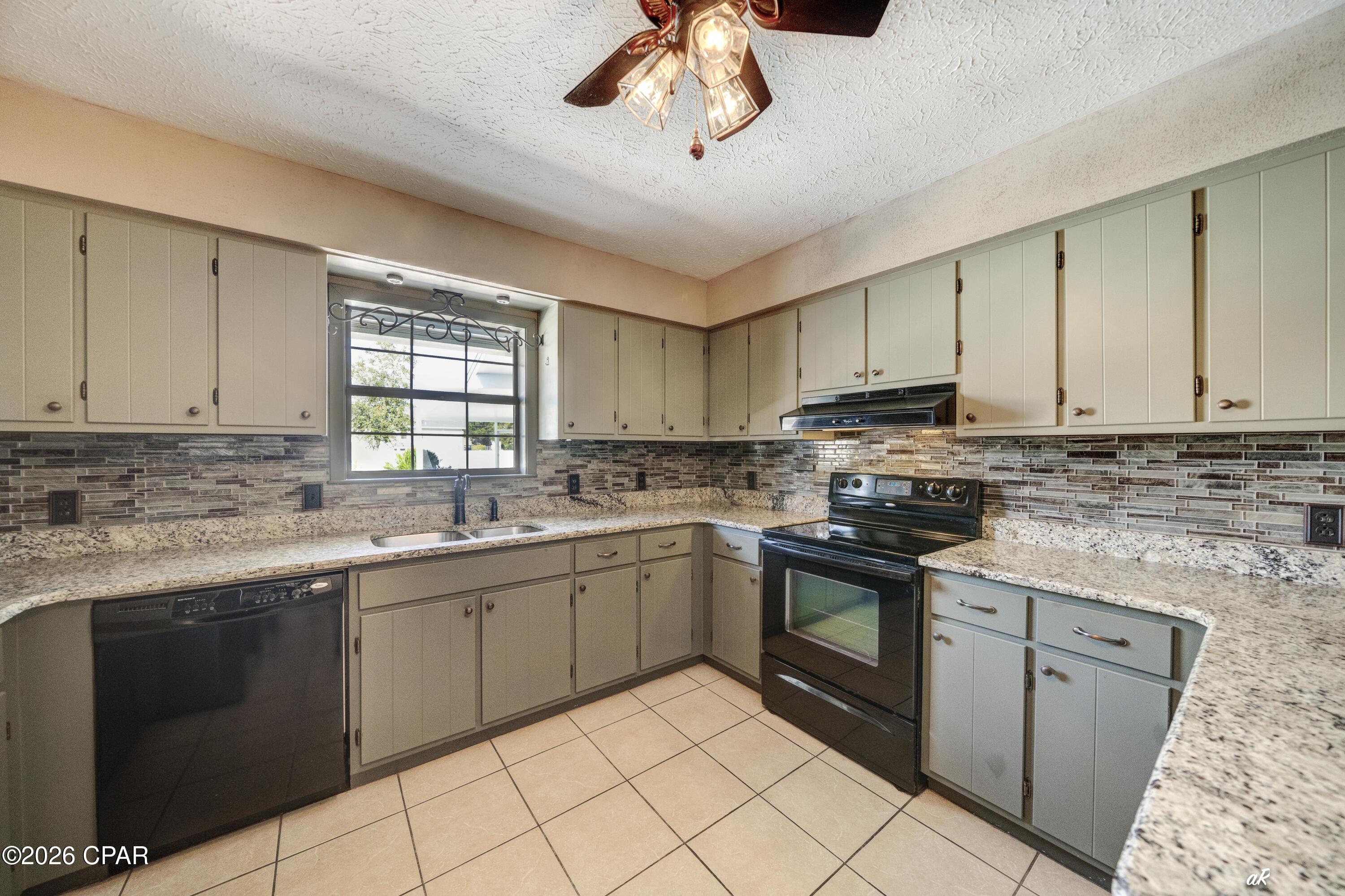 Image 12 For 4021 Deerpoint Lake Drive