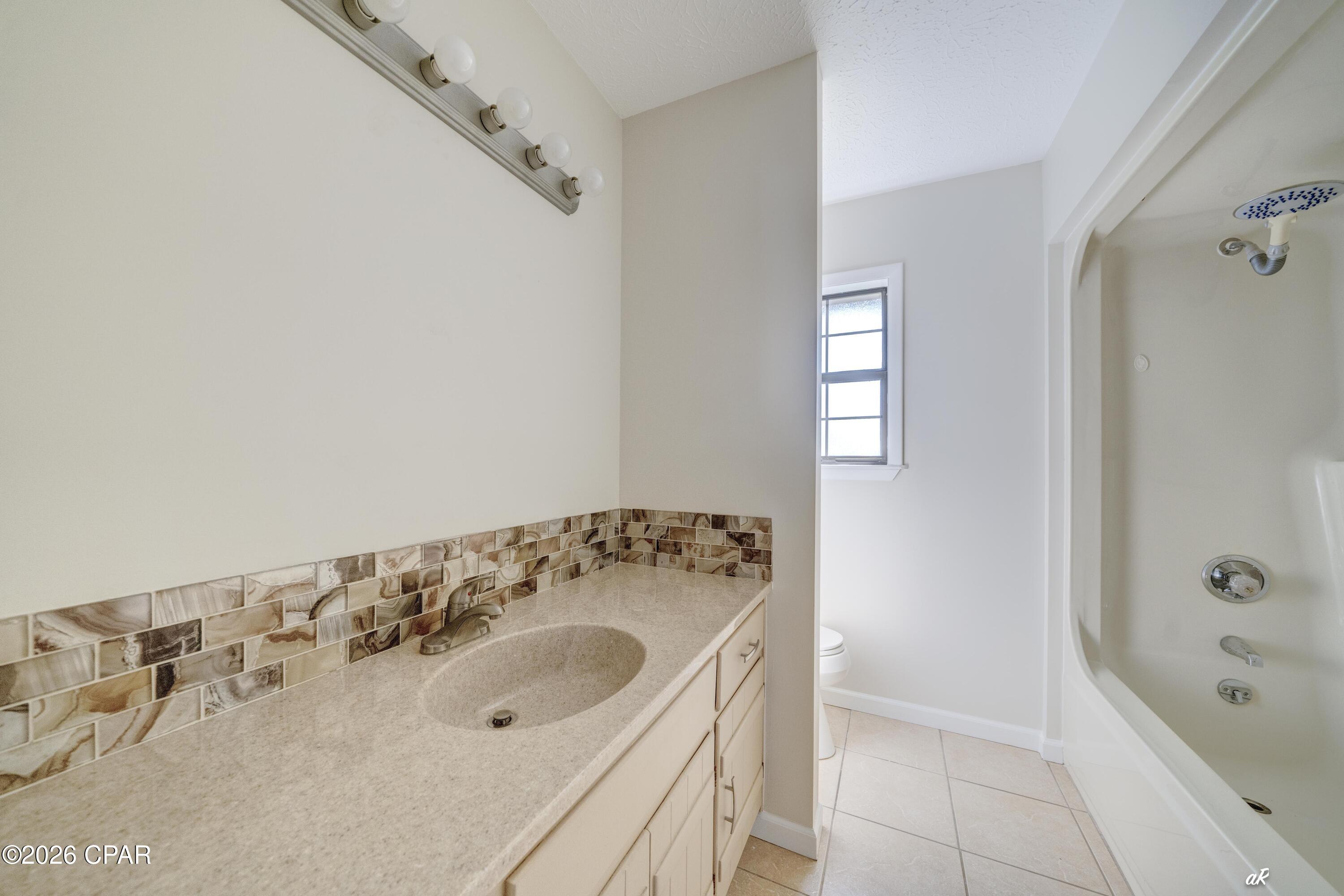 Image 22 For 4021 Deerpoint Lake Drive