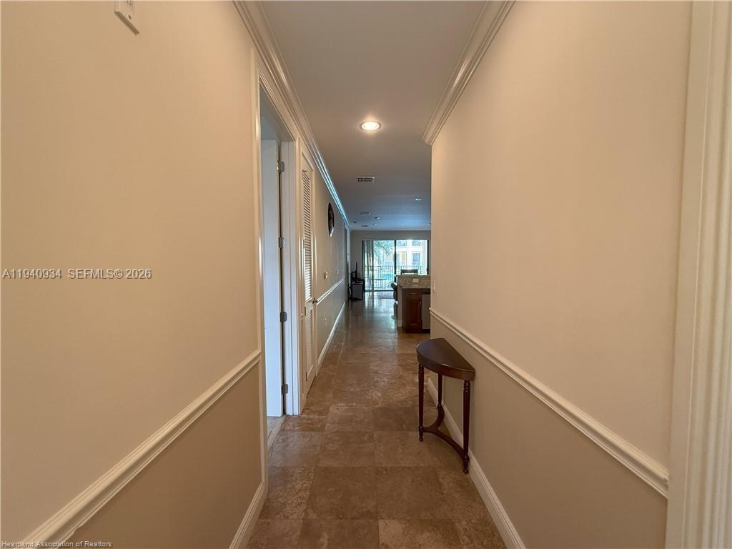 Homes for sale in Sebring, FL | 2351 Lakeview Dr, Sebring, FL 33870