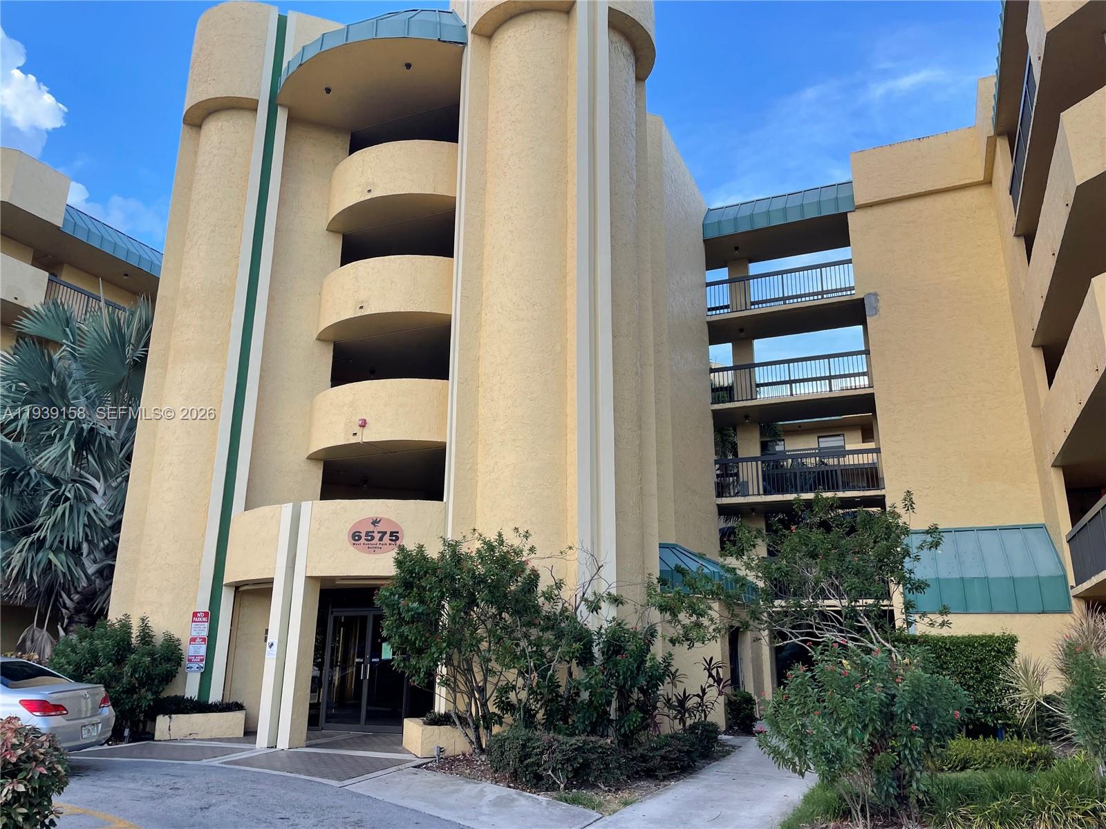 Isles Of Inverrary II Con