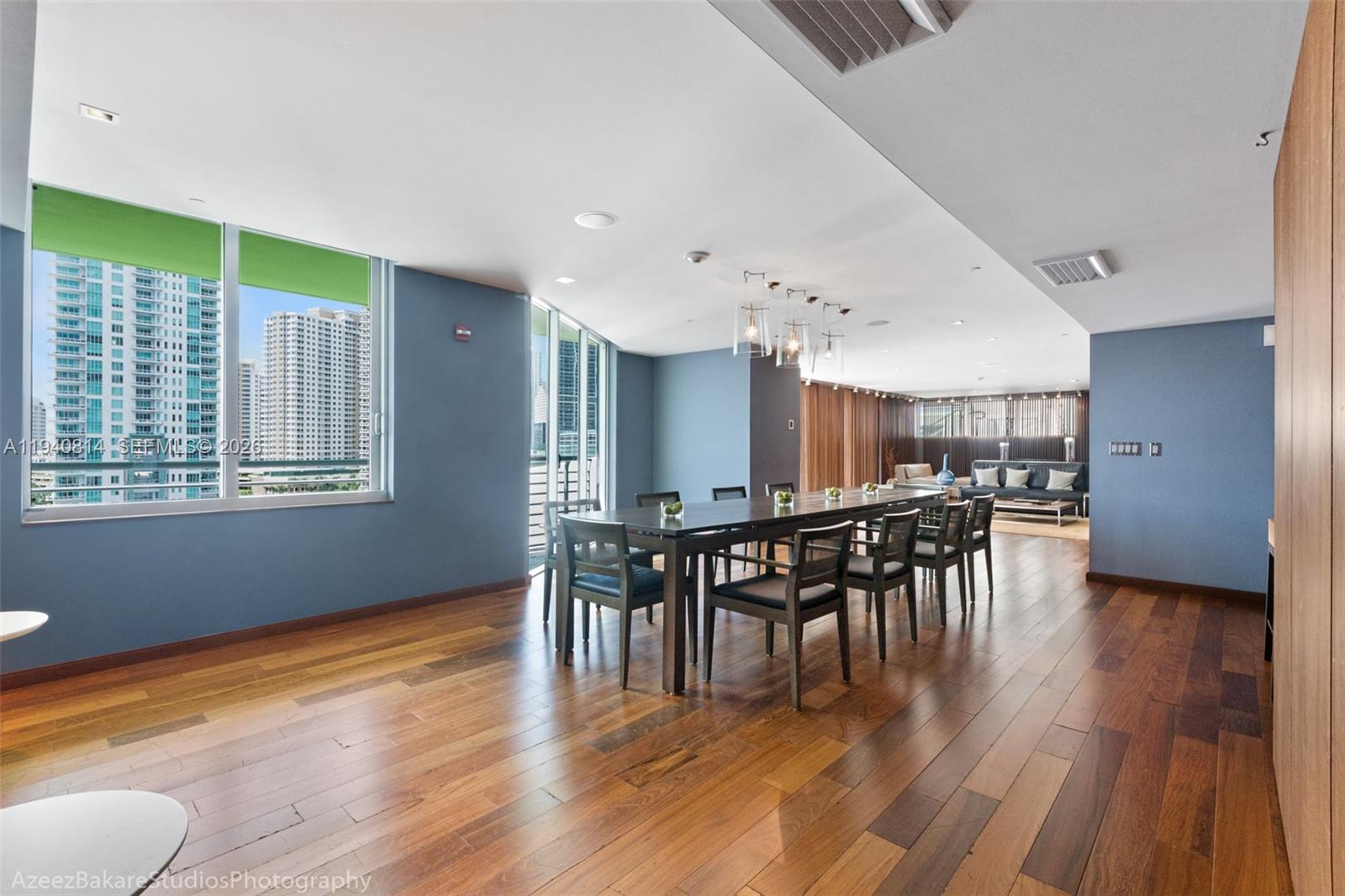 325 S Biscayne Blvd #2420, Miami FL 33131